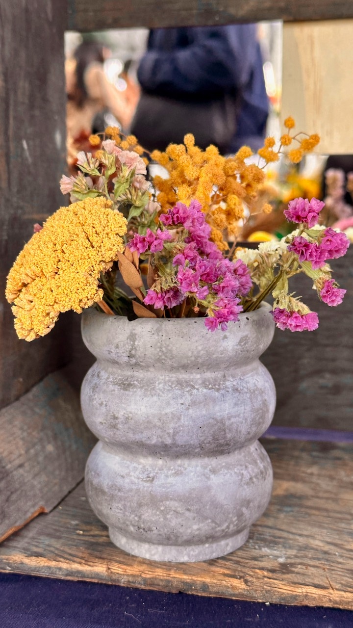 Bubble Vase with Dried Flowers