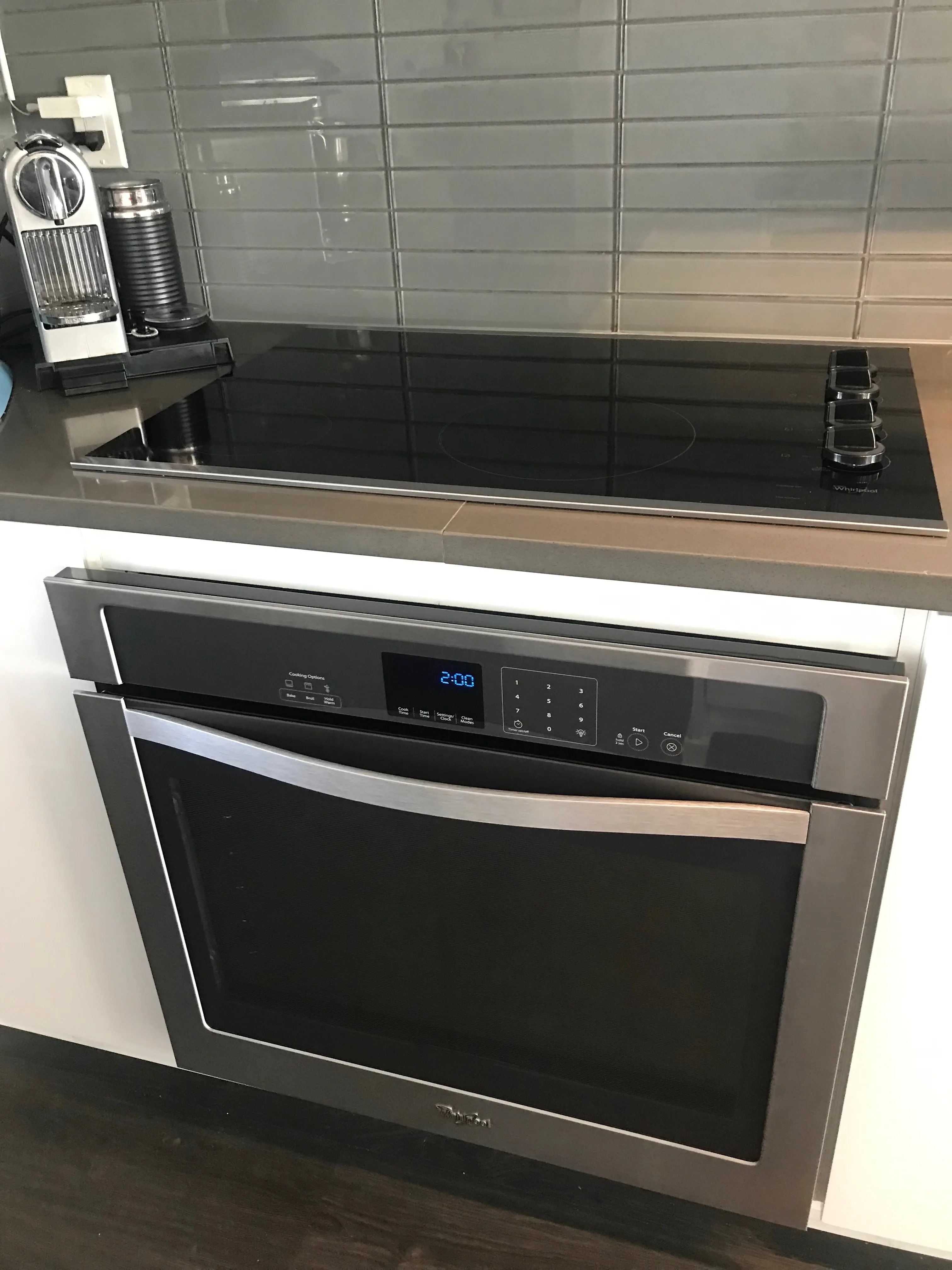 Whirlpool 30" built-in electric oven $190 image indicator(2)