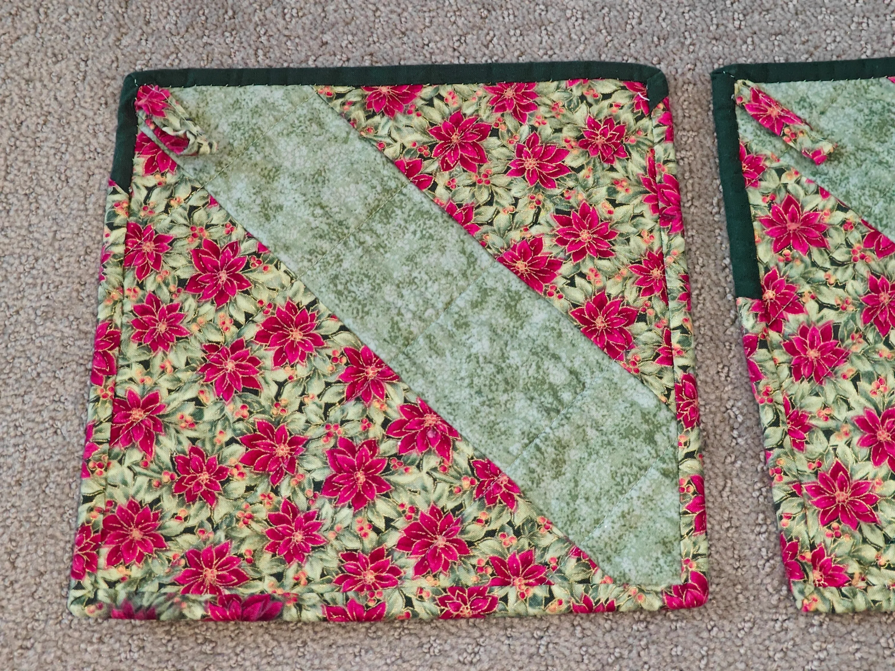 Fabric Placemats Coasters - Christmas Decoration Floral Set of 2 image indicator(5)