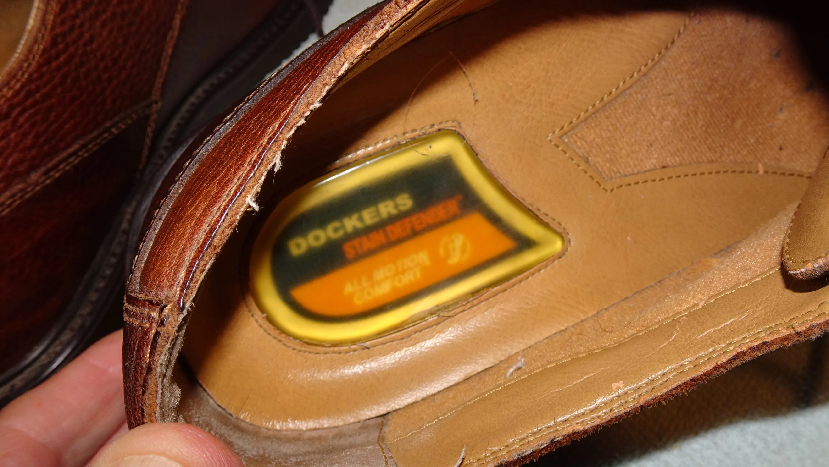 Dockers Men's Waterproof Shoes image indicator(5)