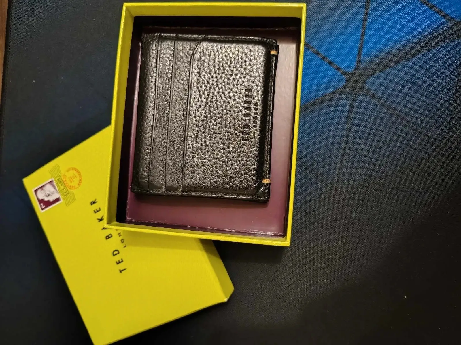 TED BAKER (London) Men’s Leather Wallet – 9 Card Holder image indicator(5)