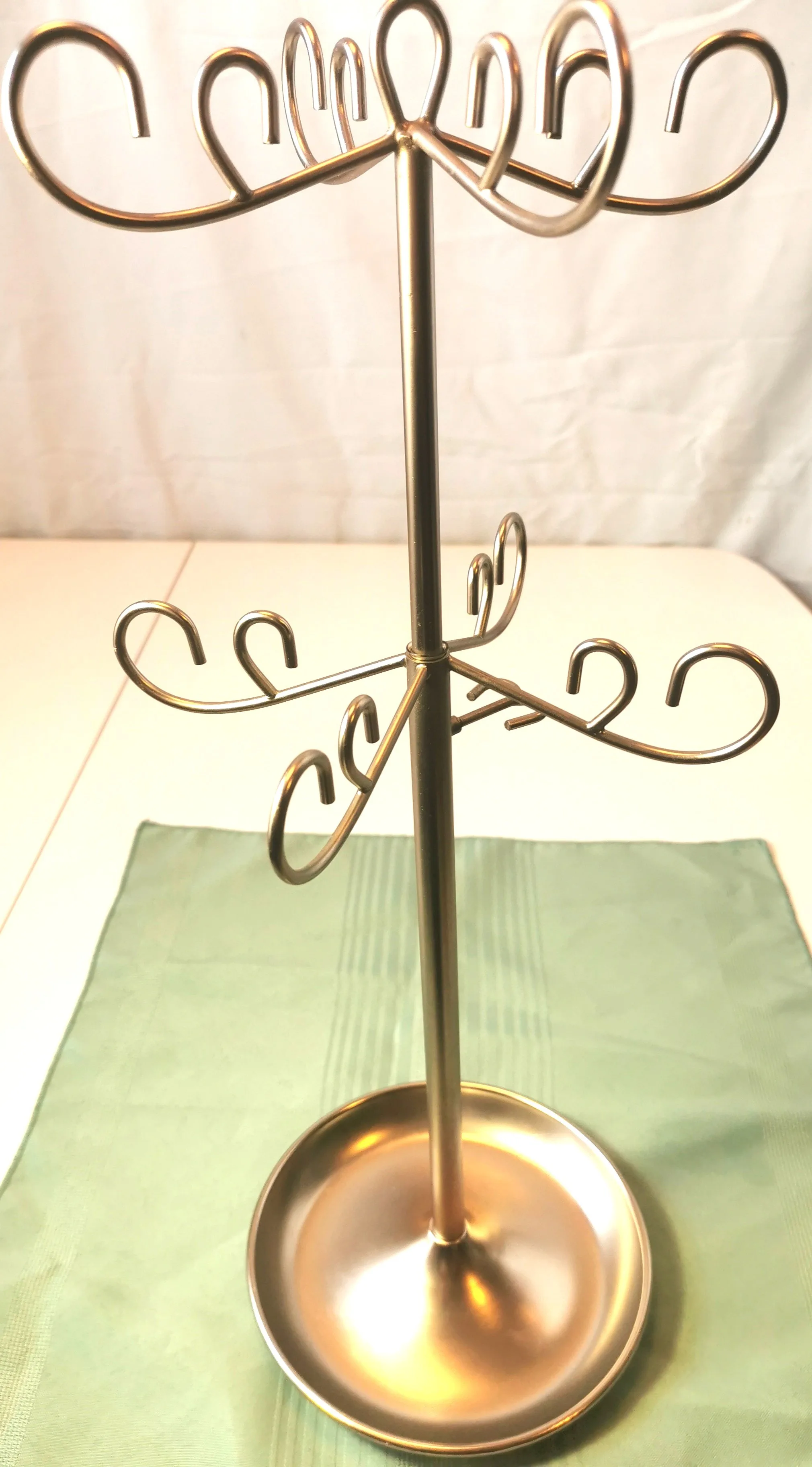 Silver-Tone Metal Jewelry Display Tree, 19″, Multi-Hook Organize image indicator(6)