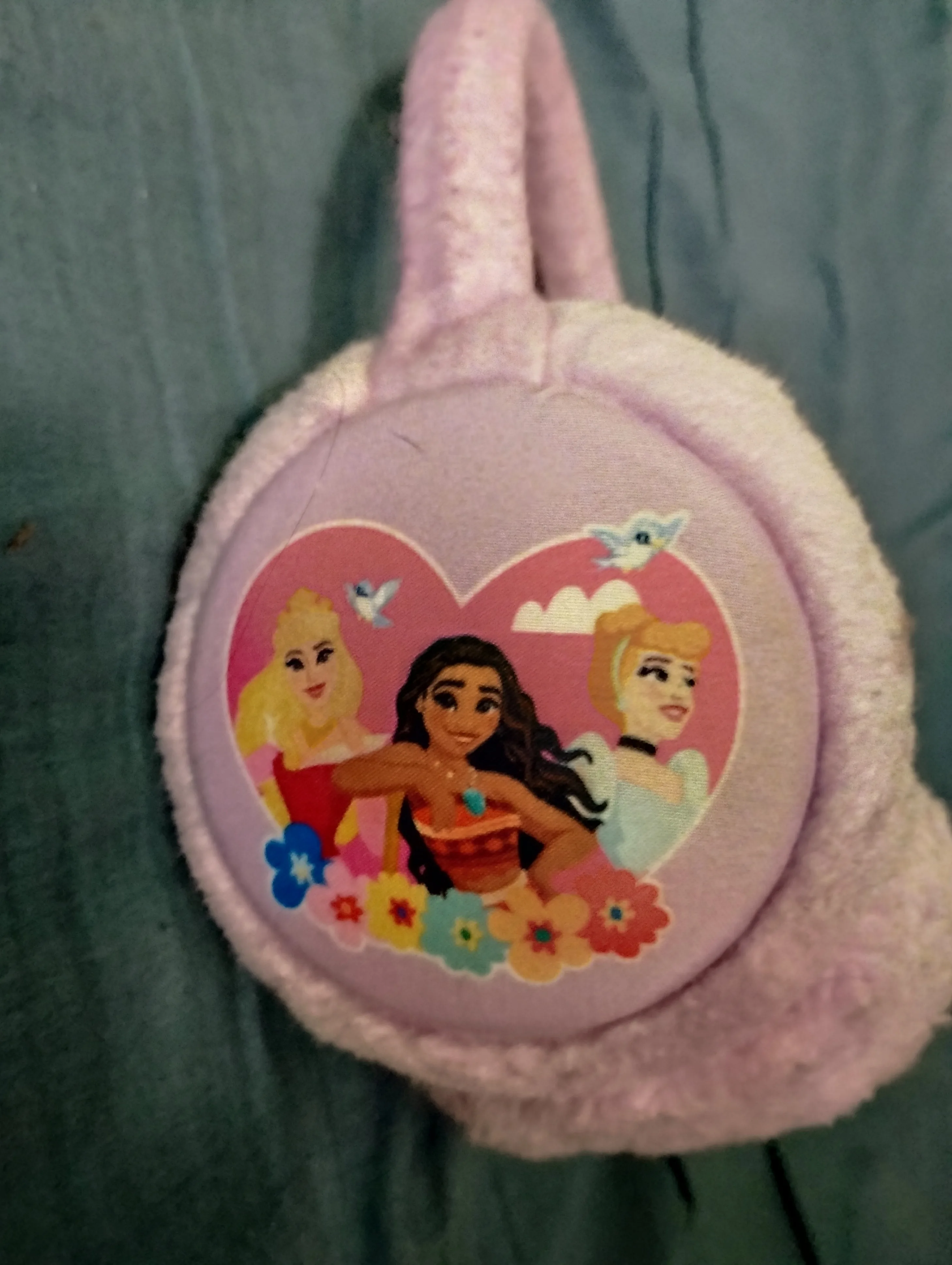 Children’s Disney Princess Ear Muffs – Good Condition image indicator(2)