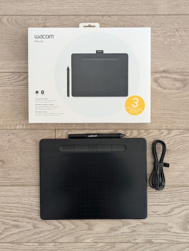 Wacom Intuos Medium 8.5x5.3" Bluetooth Drawing Tablet