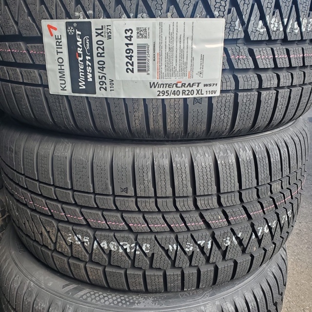 NEW 20"PORSCHE MACAN+265/45/R20 &295/40/R20 Kumho Snows - photo 2