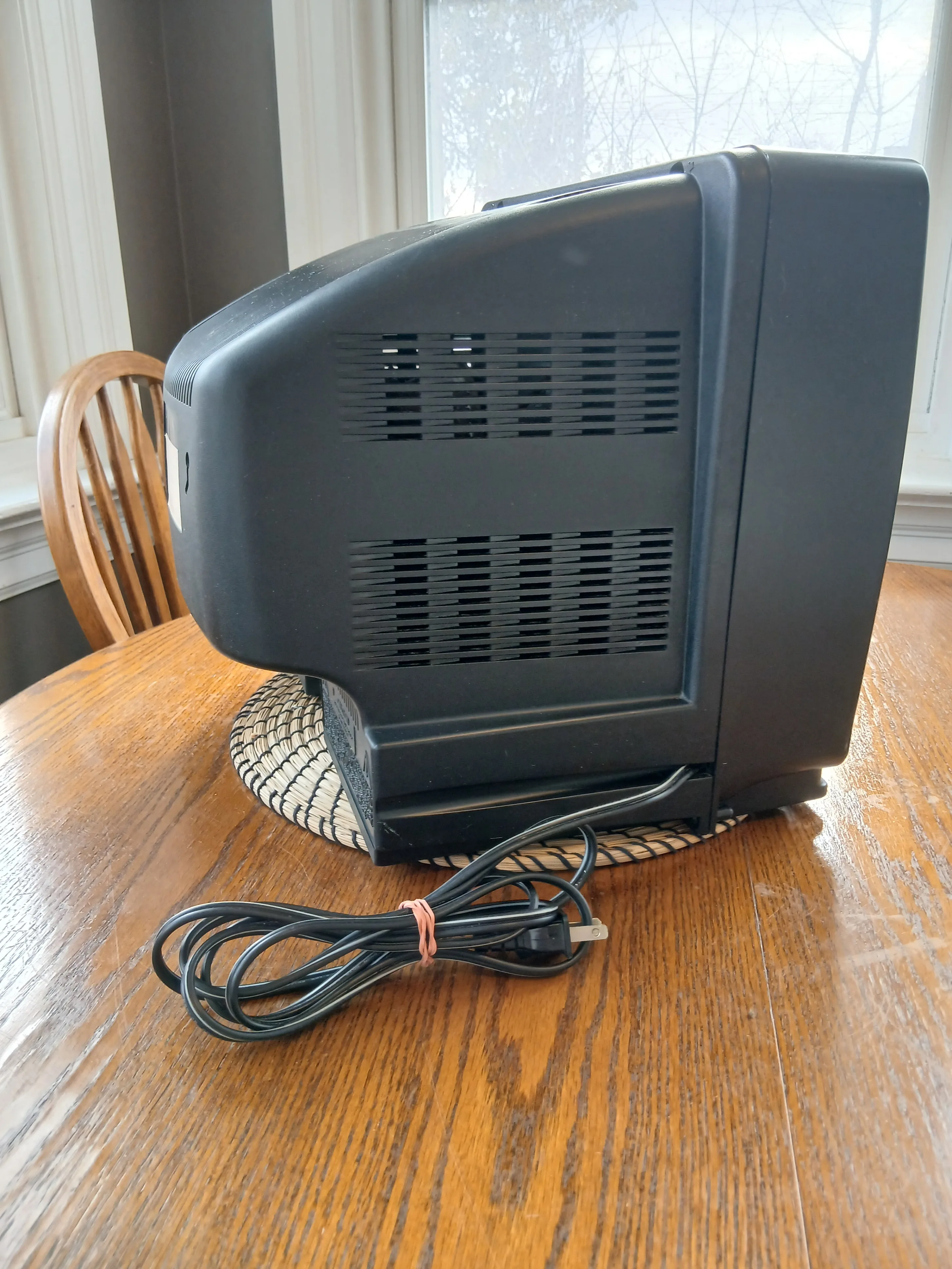 Vintage Retro Gaming TV Goldstar 13 3/4" CN-14A80 1993 image indicator(8)