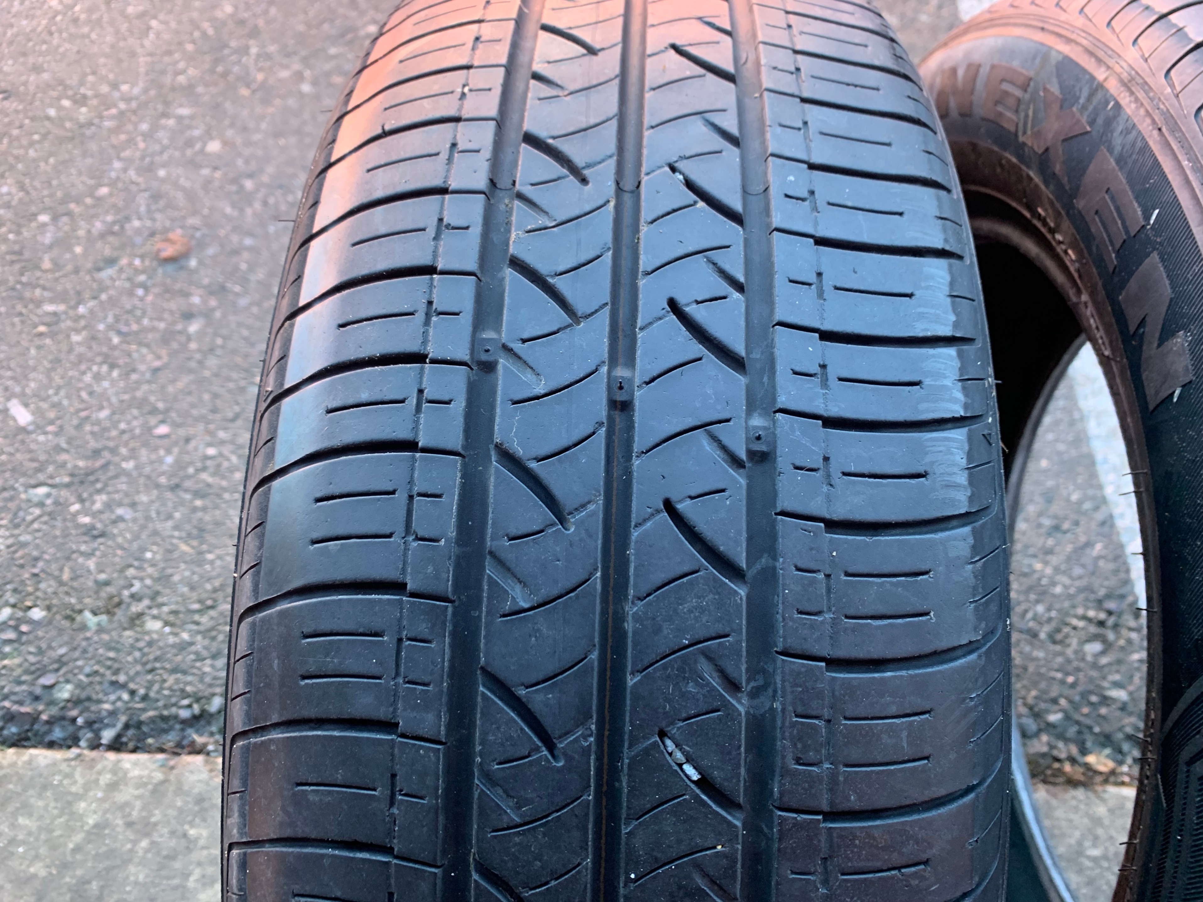 Pair of 205/60/16 92H M+S Nexen Nblue EV with 60% tread - photo 2