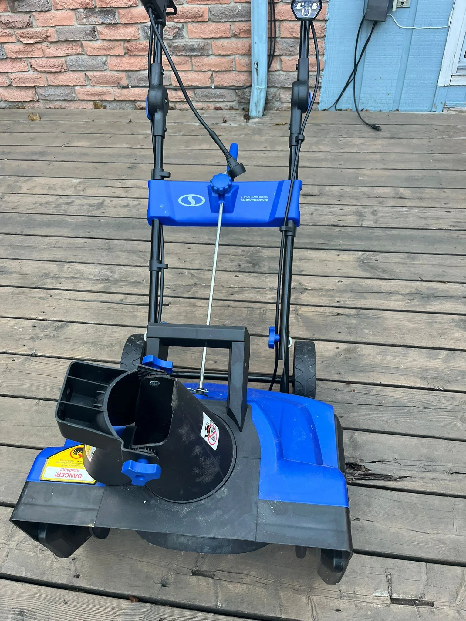 Ultra 21-inch 15 Amp Electric Snow Blower with Light