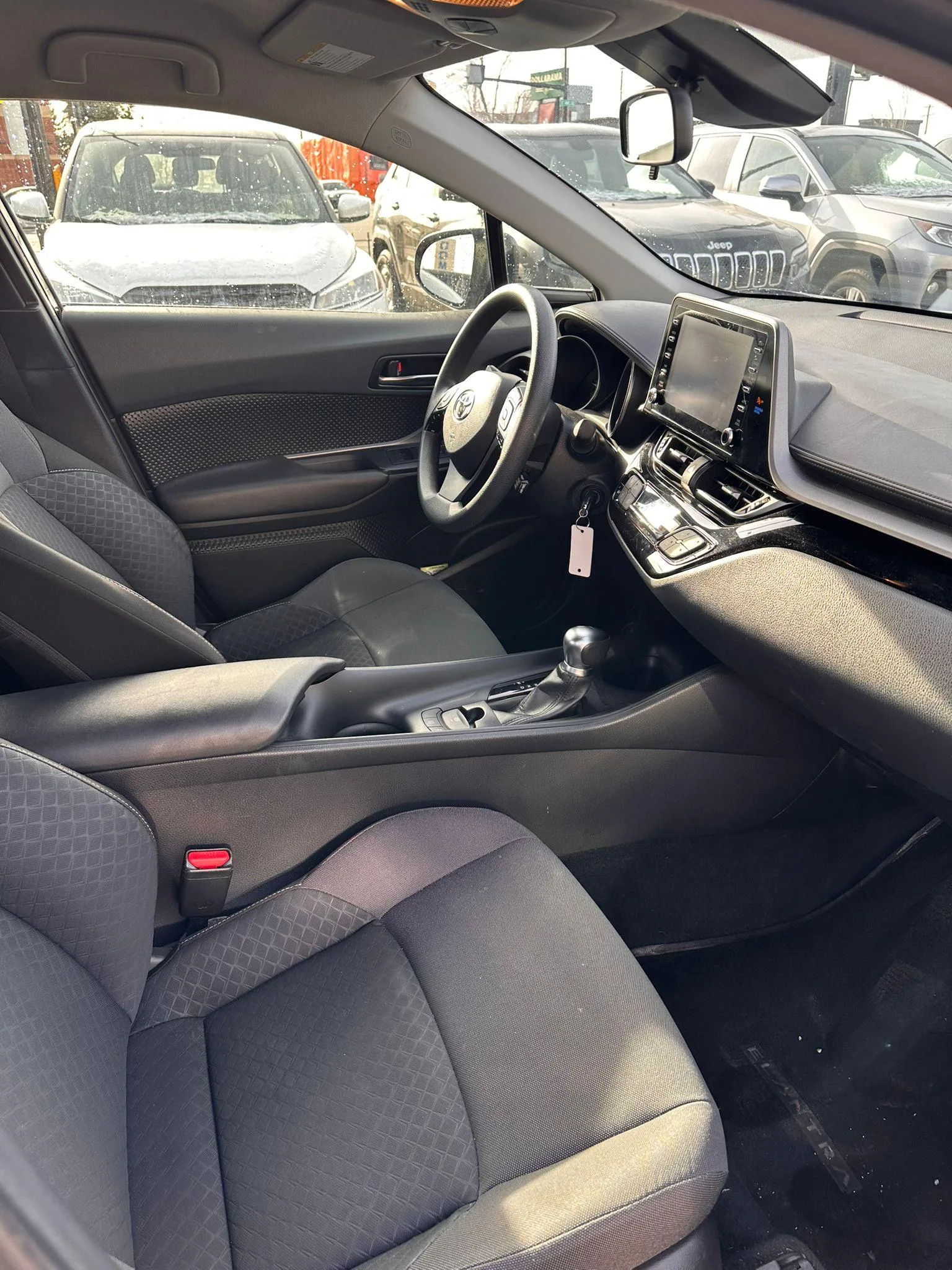 Toyota CHR XLE image indicator(3)