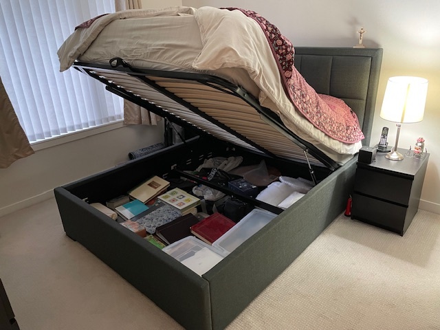 Queen size bed frame with underbed storage - photo 3