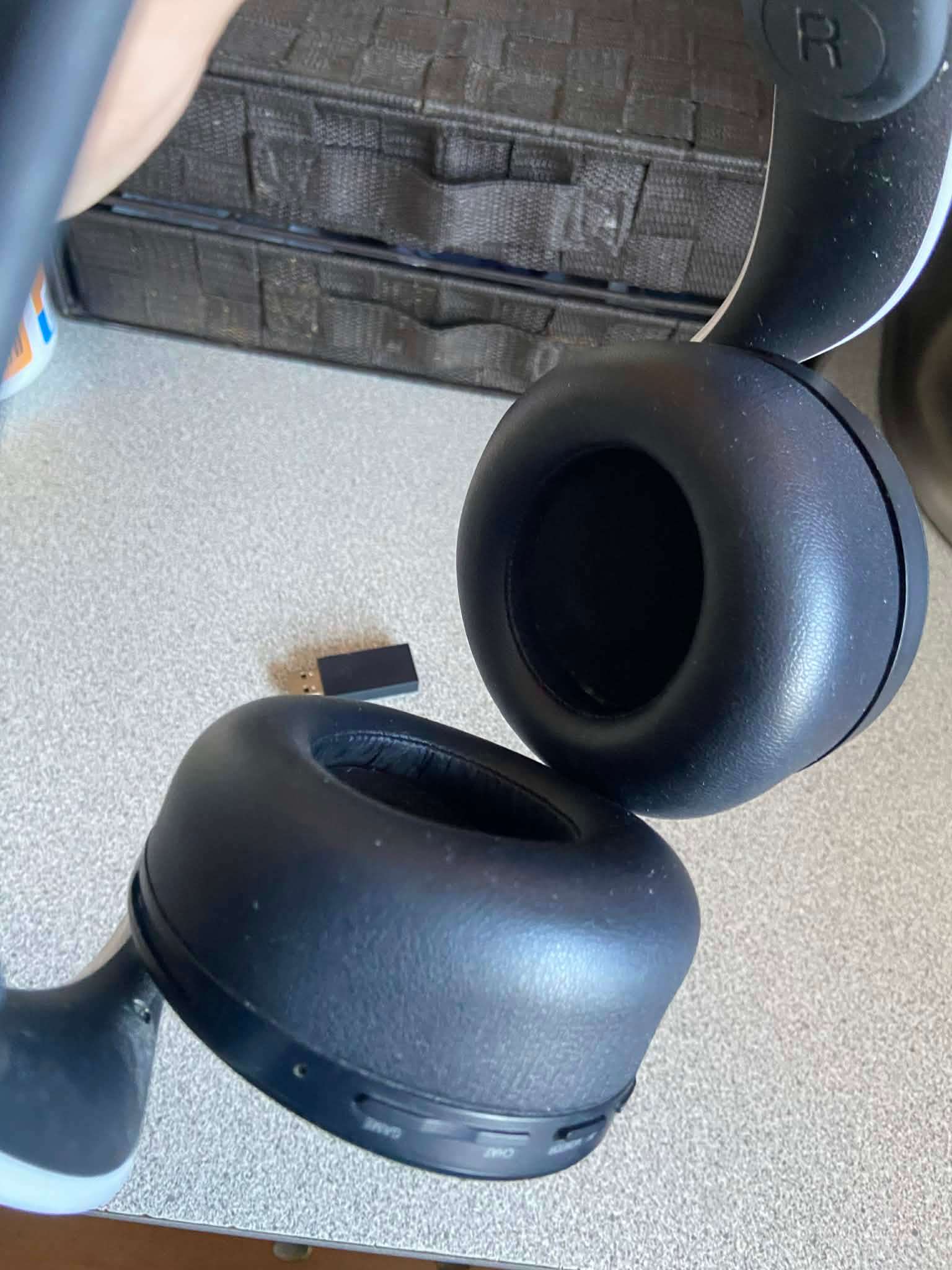 Pulse 3d PS5 headset - photo 2
