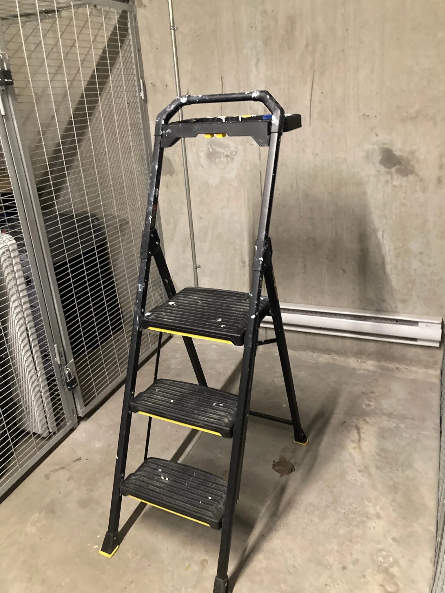 Three-step ladder 5ft image indicator(2)