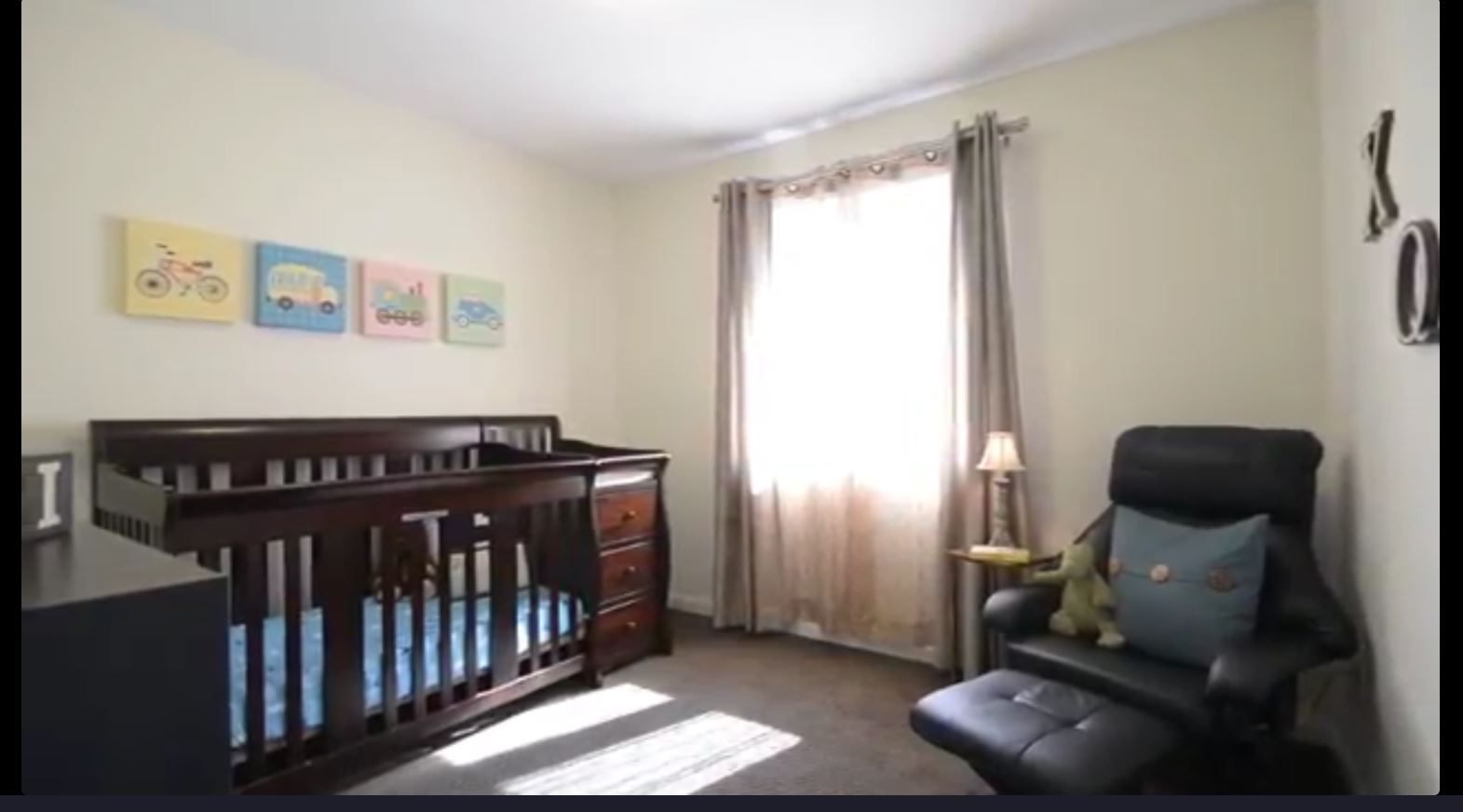 4 Bedroom 2.5 Bathroom Detached House - photo 3