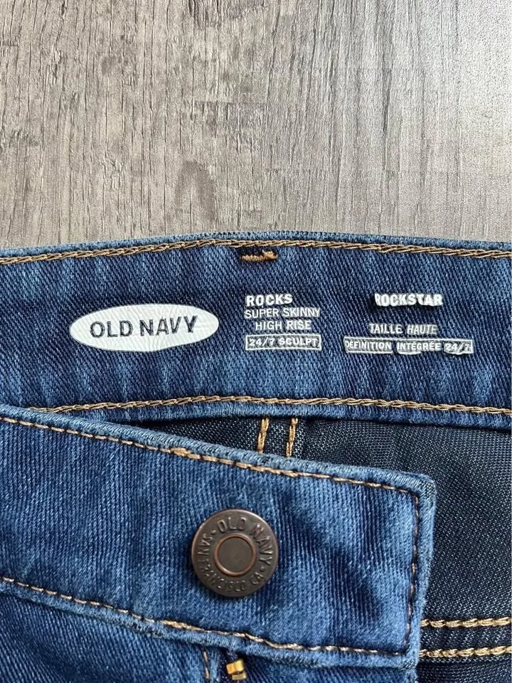 Size 6 - Super skinny high rise rockstar jeggings image indicator(2)