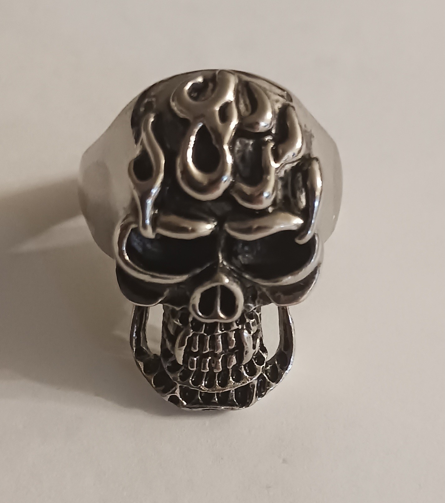 Monte Cristo Gothic Skull Stainless Steel Gents Ring Size 12-New