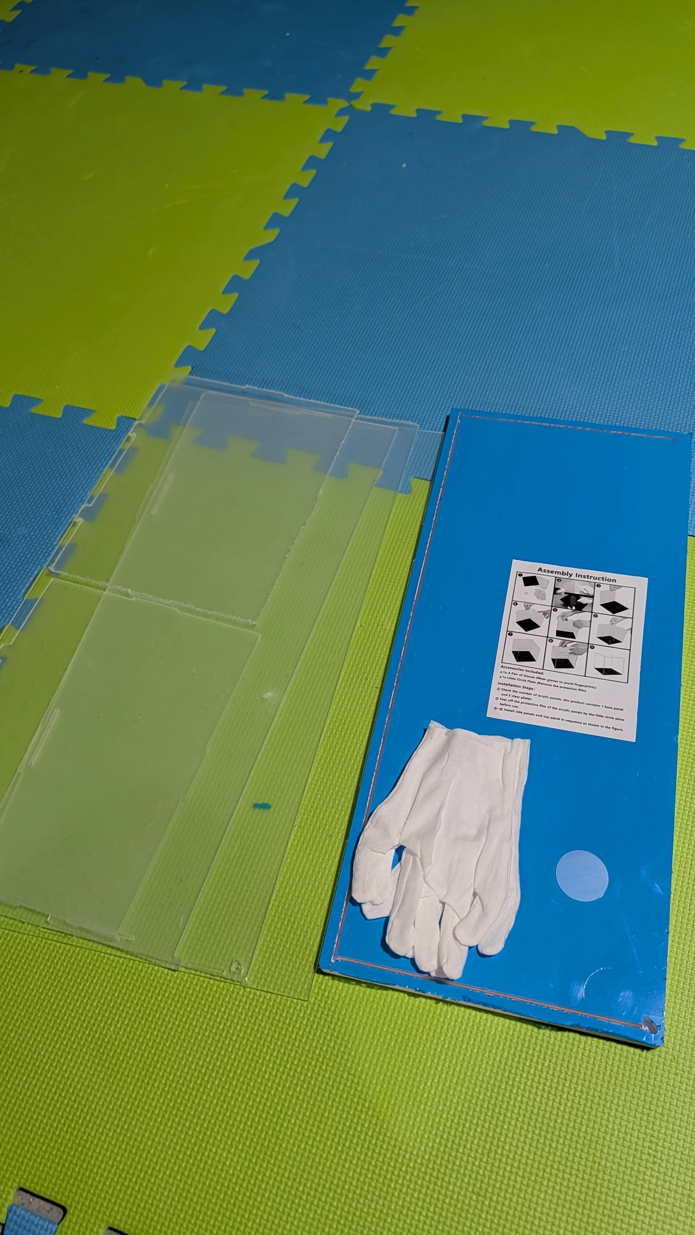 Clear Acrylic Display Box For Collectibles image indicator(4)