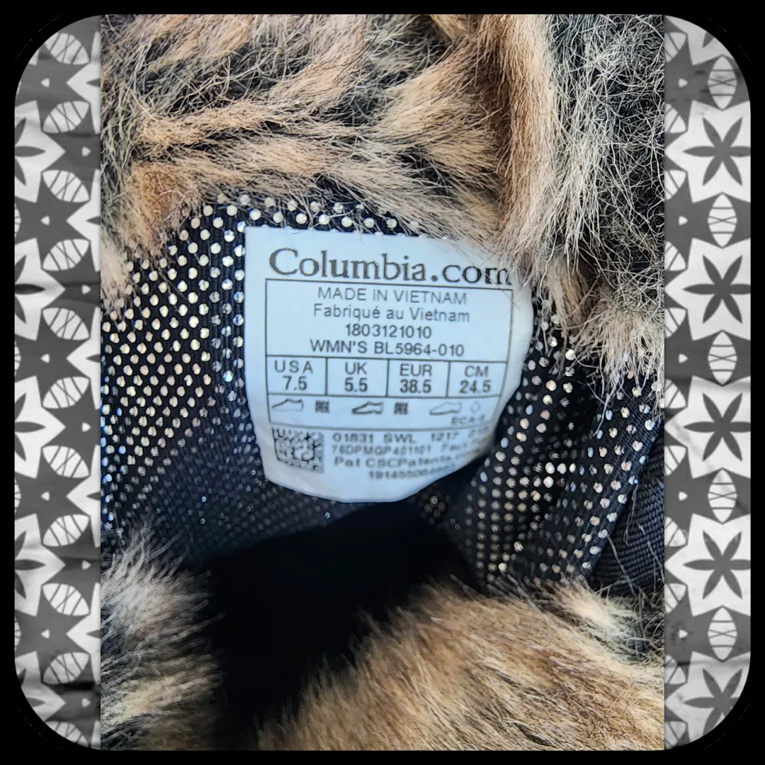 COLUMBIA || Women's Minx Mid Waterproof Winter Boot (SIZE 7.5) image indicator(8)