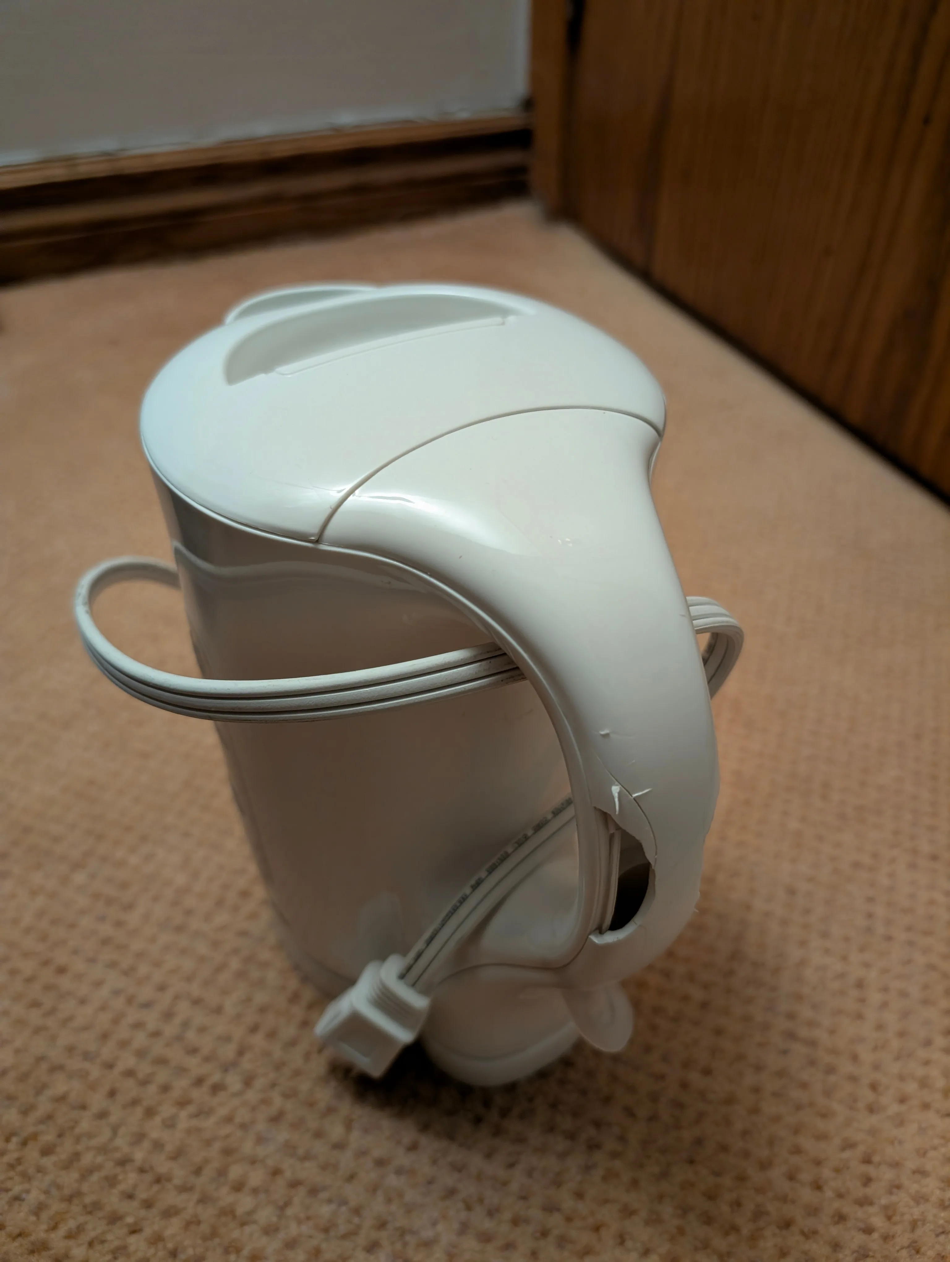 Proctor Silex Electric Kettle - White