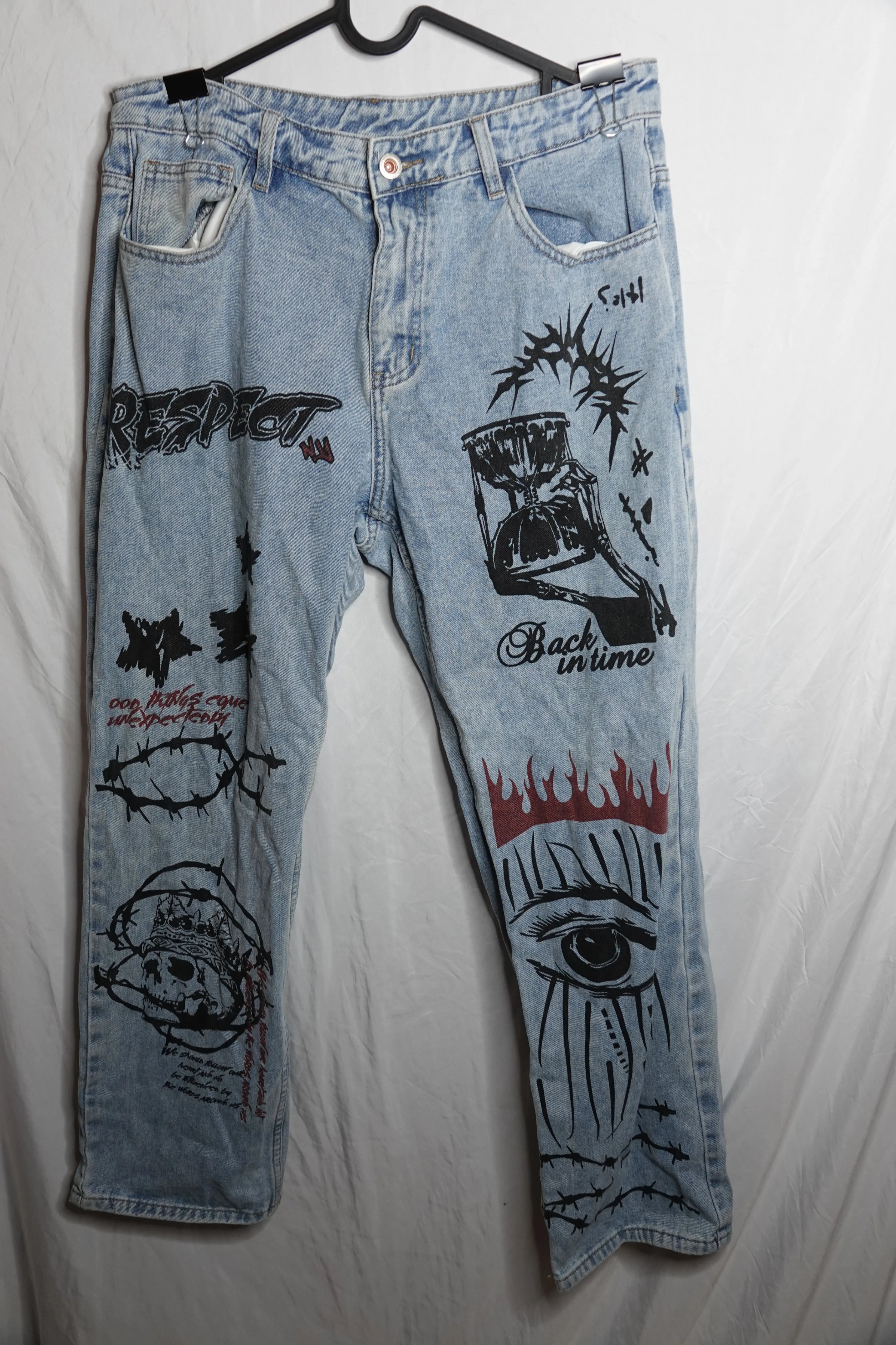 Light Wash Graphic Jeans – Romwe, L