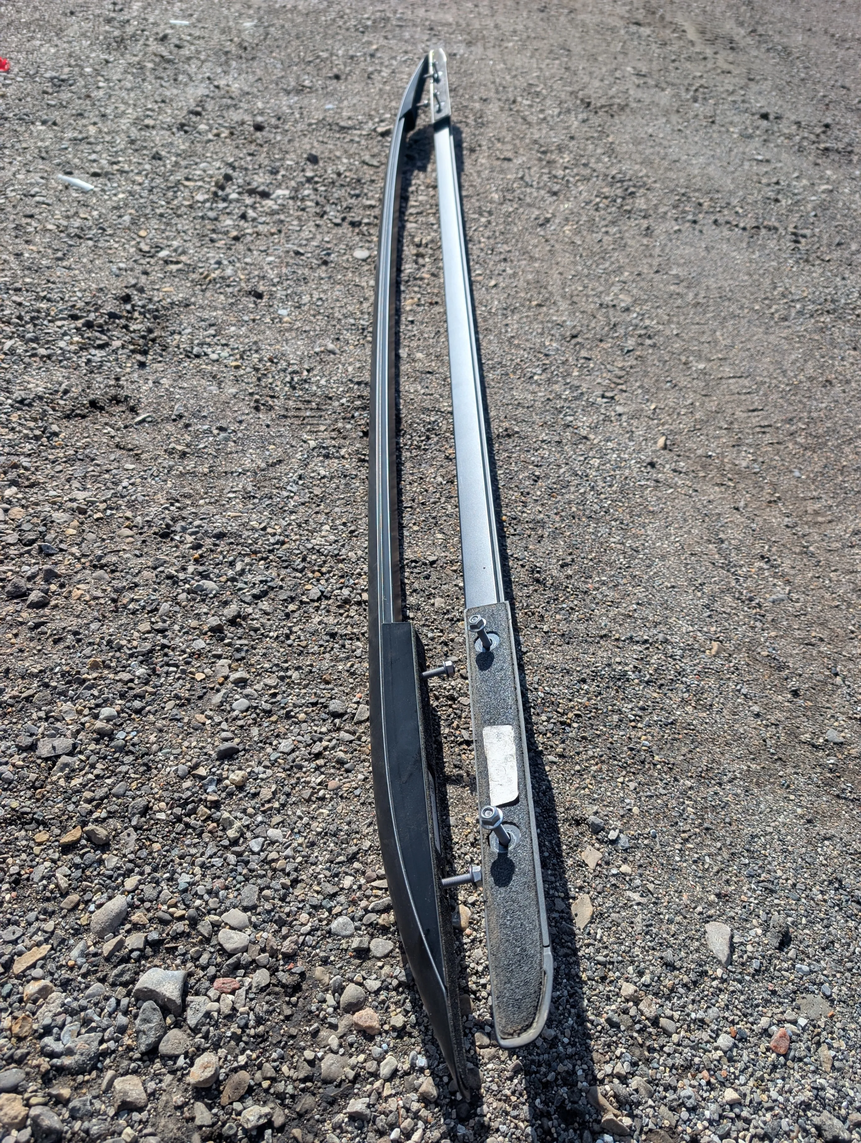 VOLKSWAGEN GOLF  MK7 Pair Of Black Roof Rails Top image indicator(4)