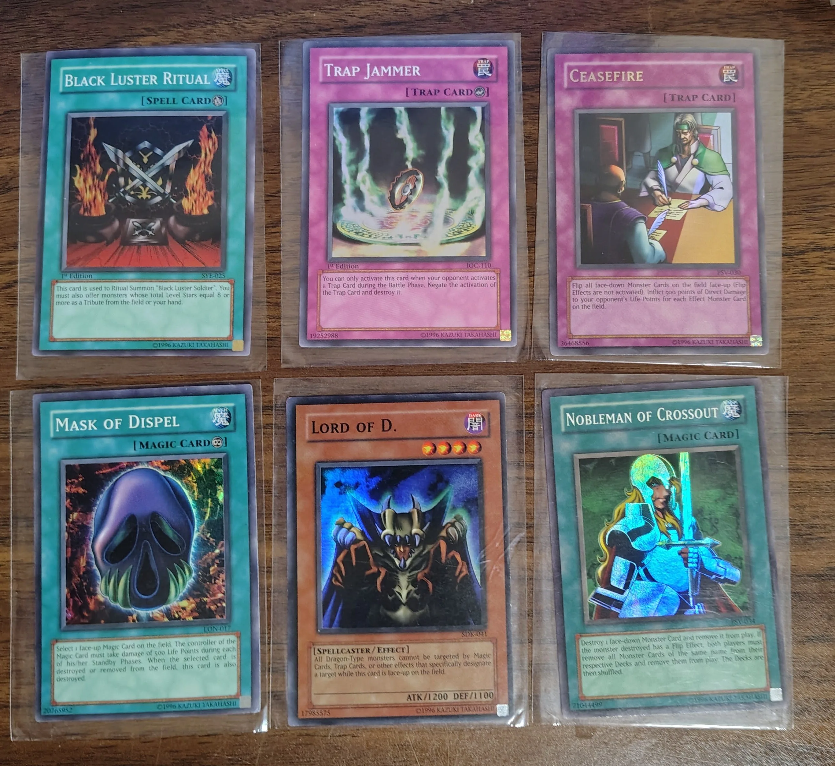 Classic Yugioh Holo Cards Bundle image indicator(3)