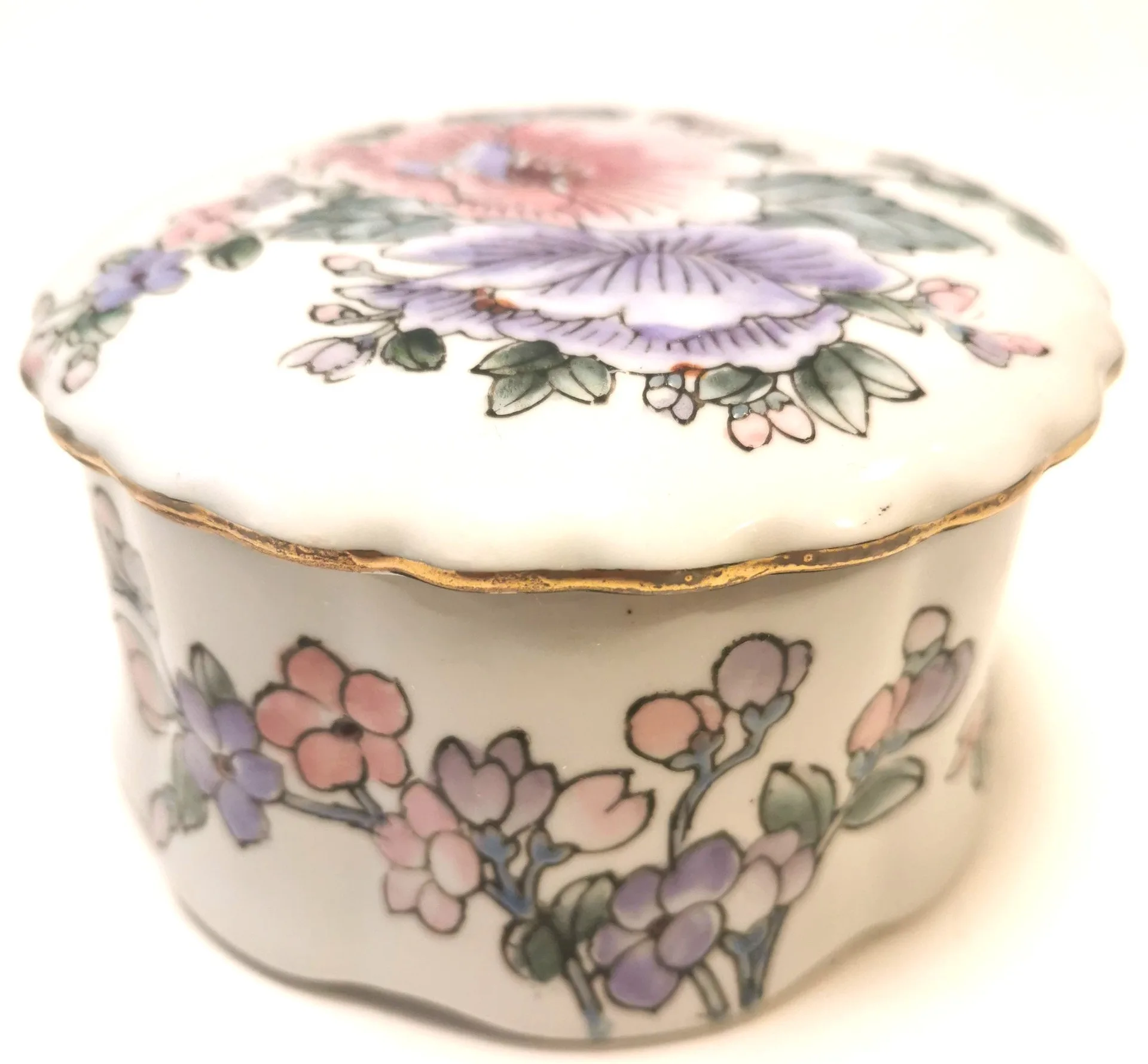 Vint. Porcelain Trinket Box Scalloped Lid Gold Trim Signed CHINA