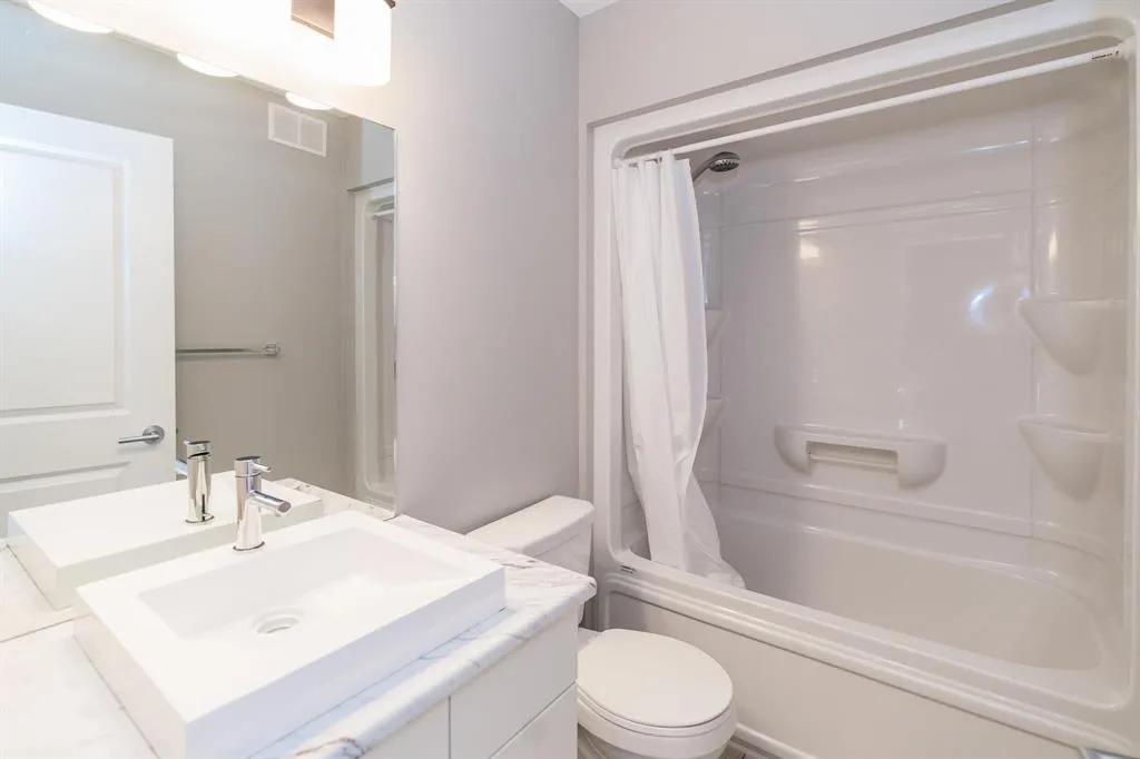 Private Room for Rent - South image indicator(4)