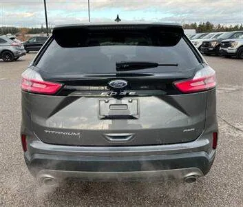 2024 Ford Edge Titanium Moonroof AWD image indicator(6)