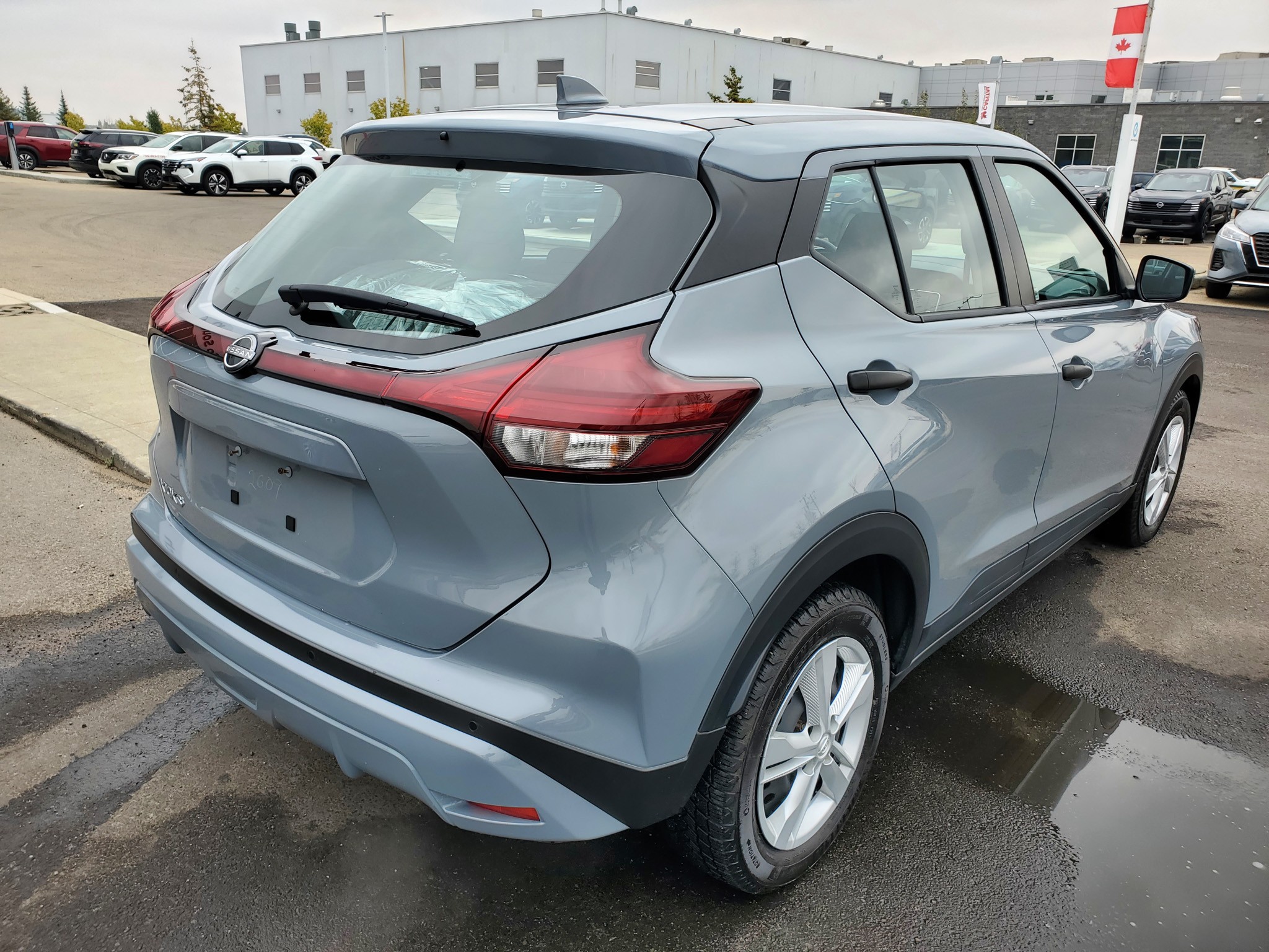 2024 Nissan Kicks S - photo 3