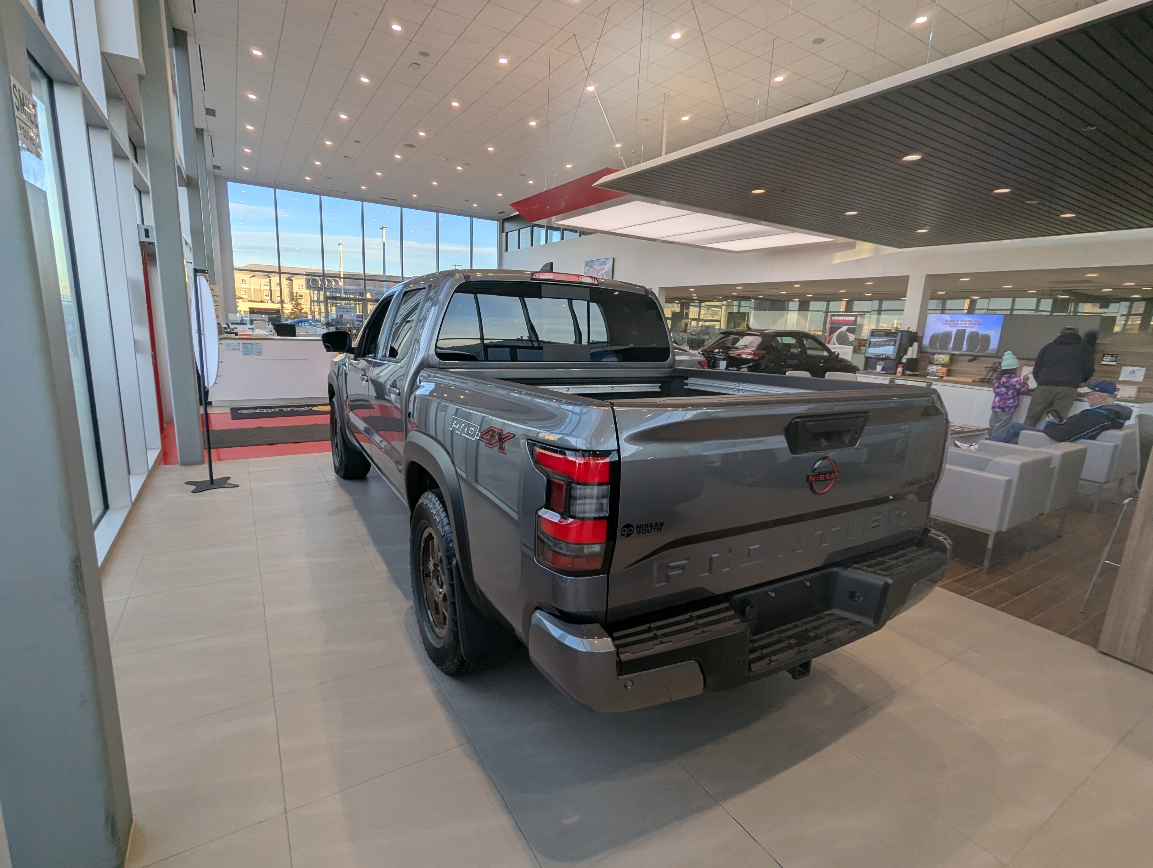 2024 Nissan Frontier PRO-4X NISMO - photo 5