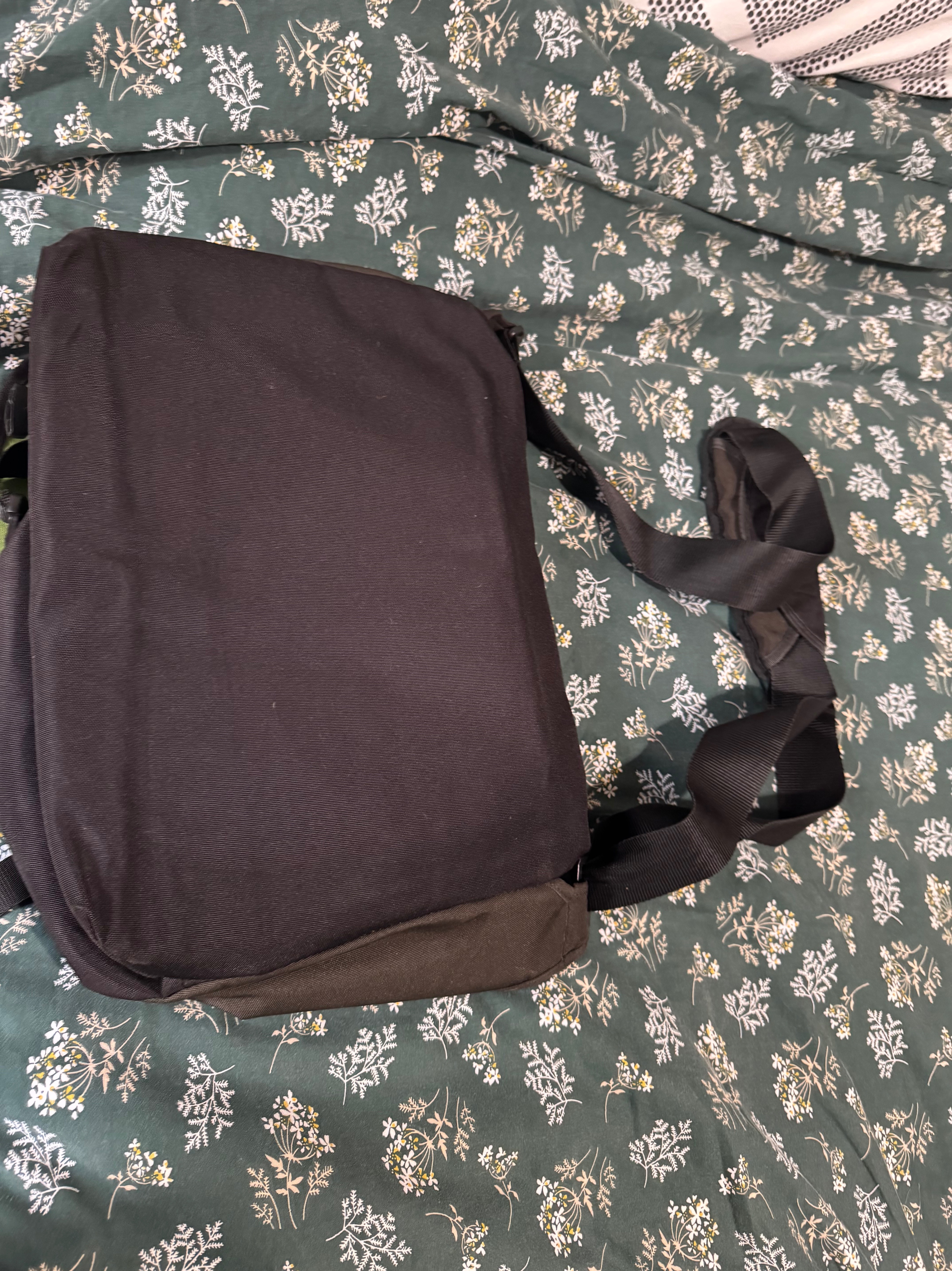 Timbuk2 Black Messenger Bag - photo 4
