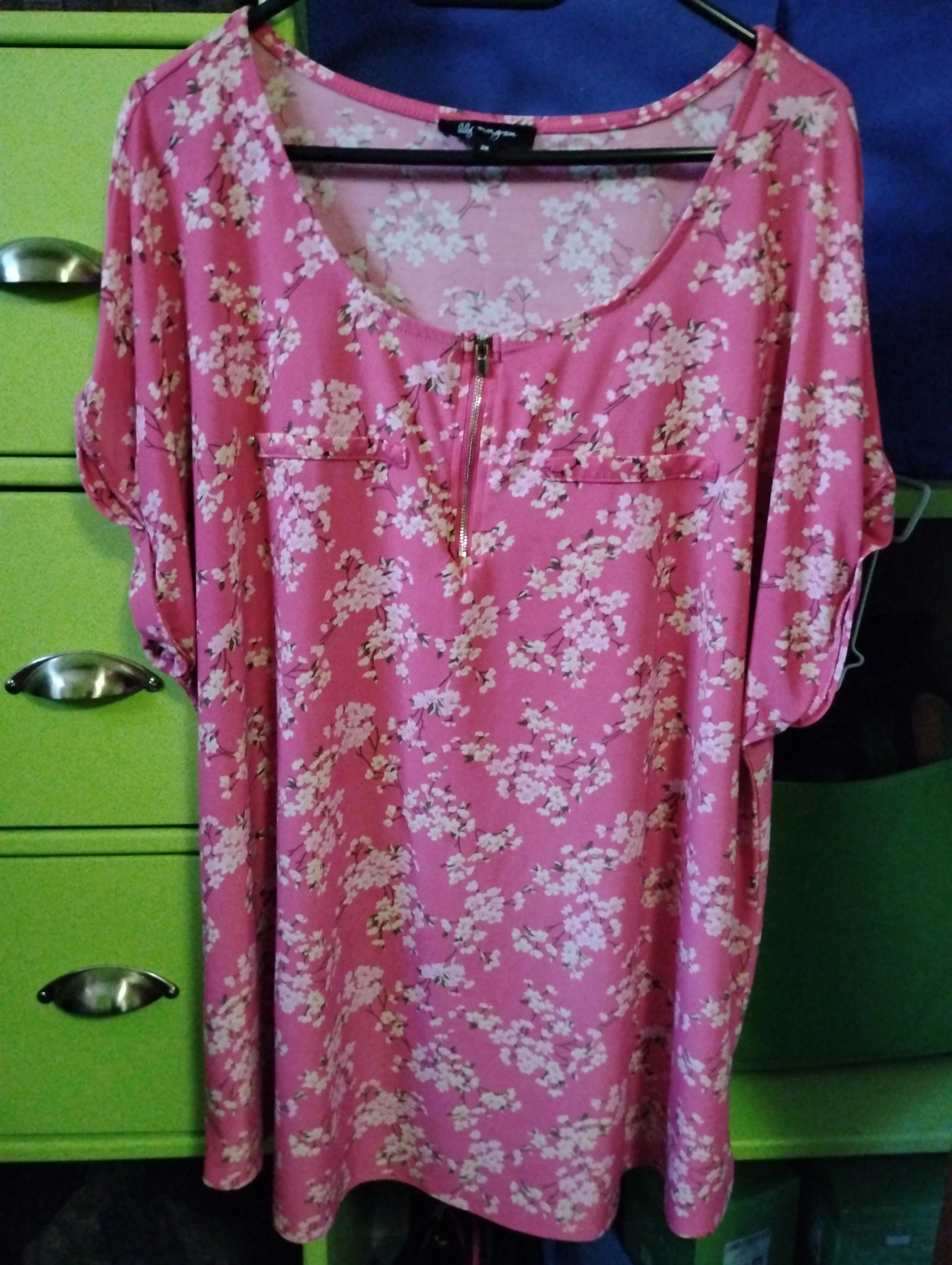 Lily Morgan Women’s Fashion T-Shirt — 3X (Like New Condition) thumbnail