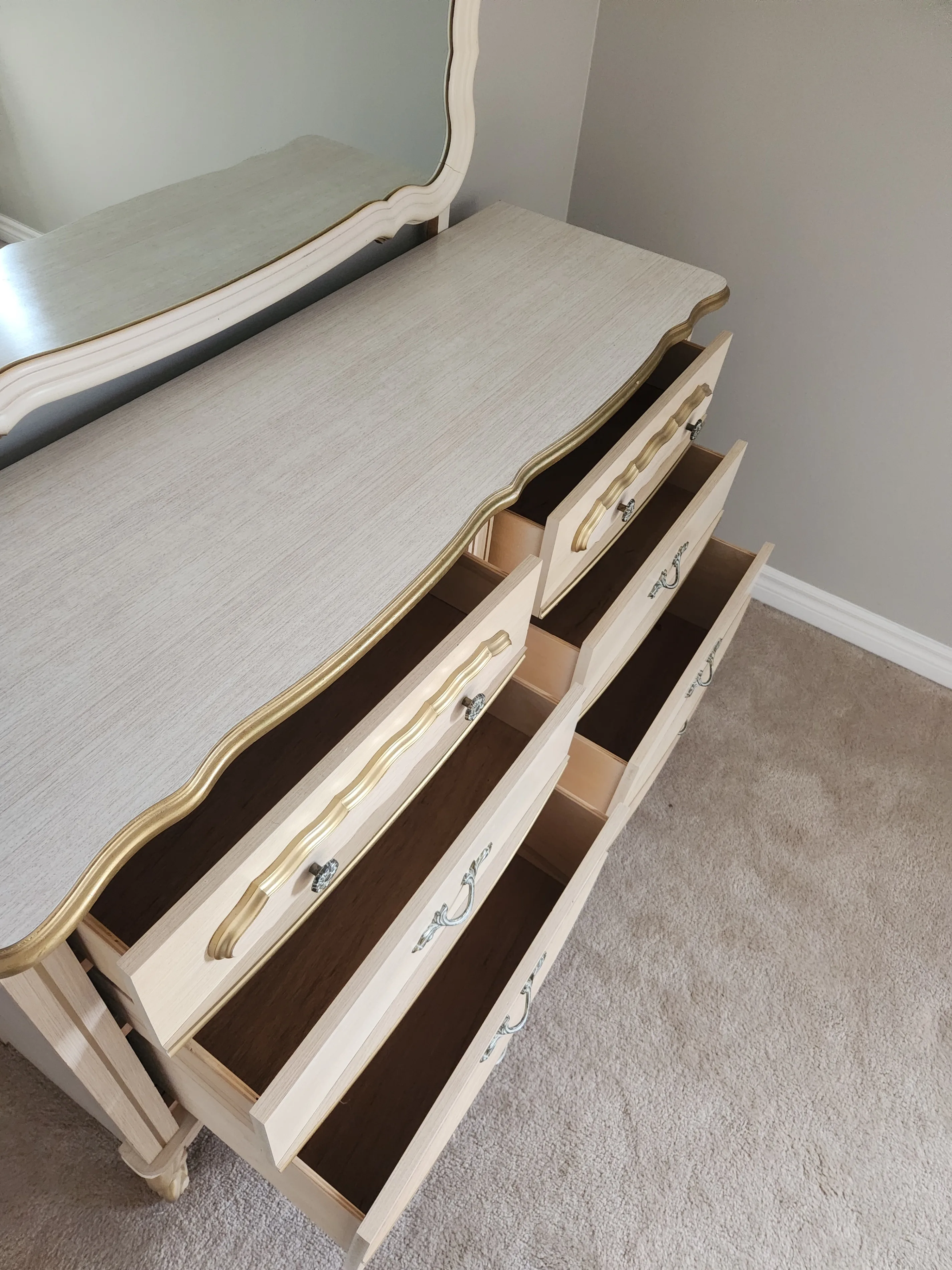 Vintage Child Bedroom Furniture image indicator(2)