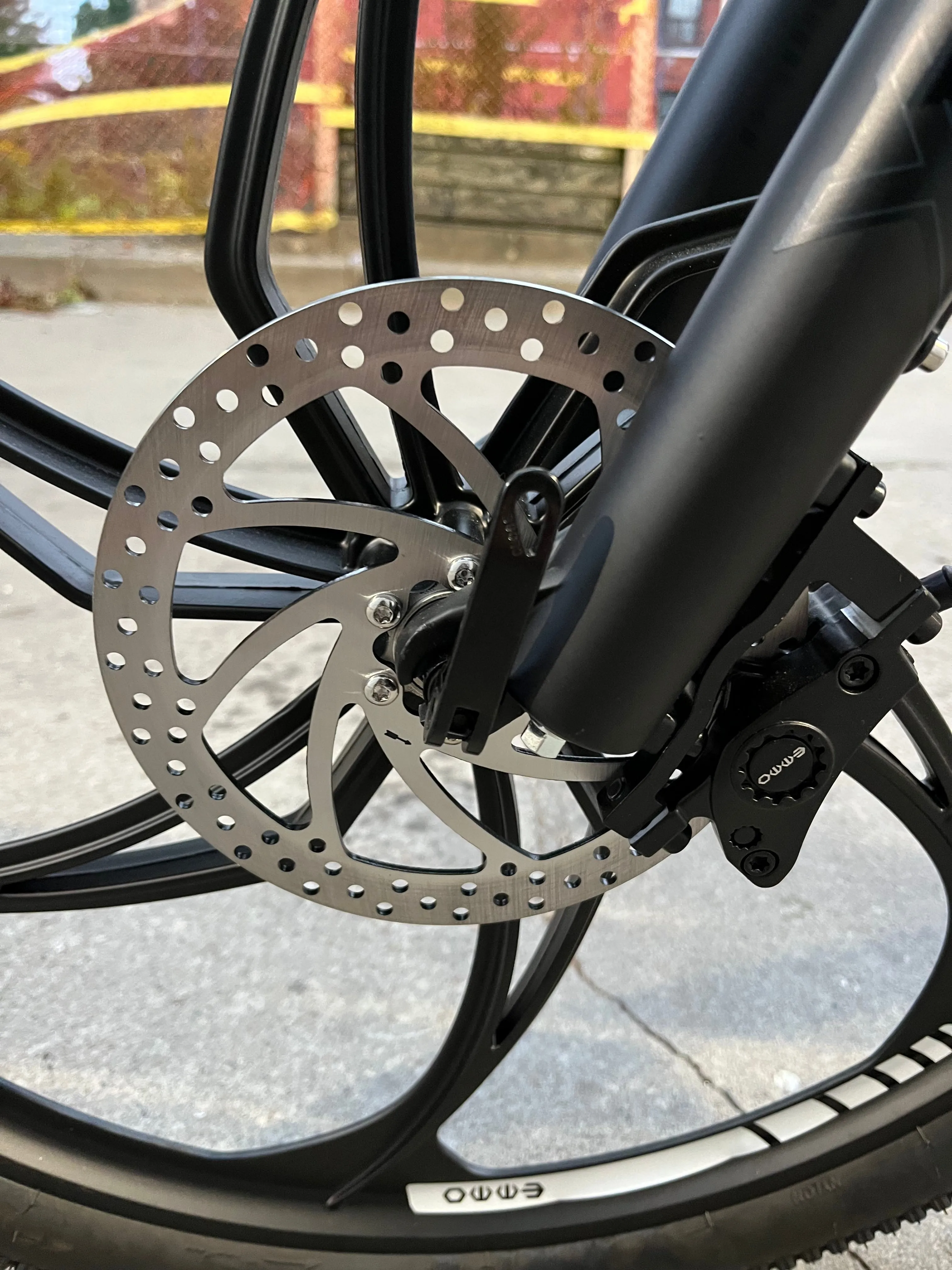 EMMO Trevo Pro Electric Bicycle | Showroom Demo / Full Warranty image indicator(2)