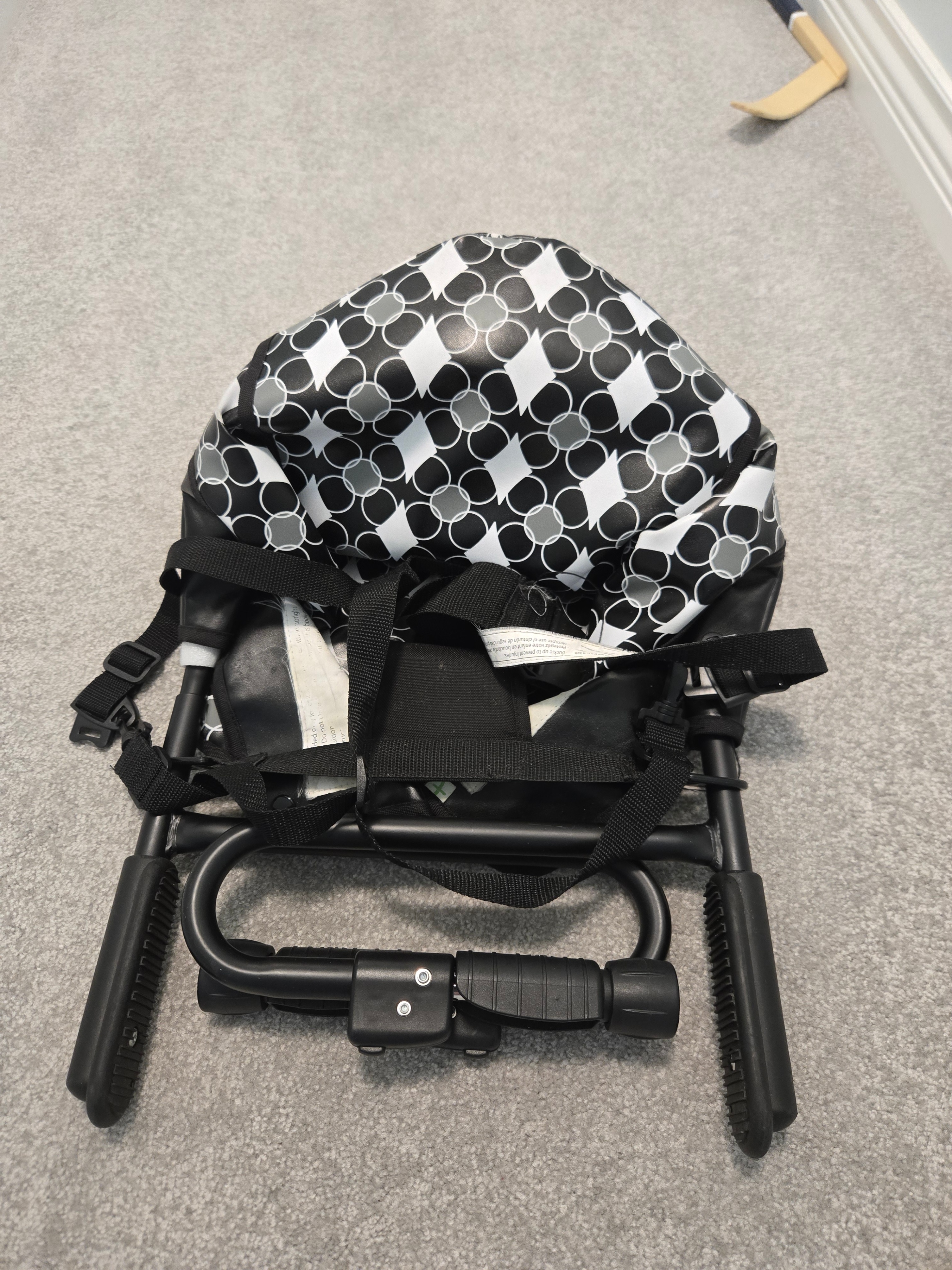 Portable High Chair - Guzzie and Guss