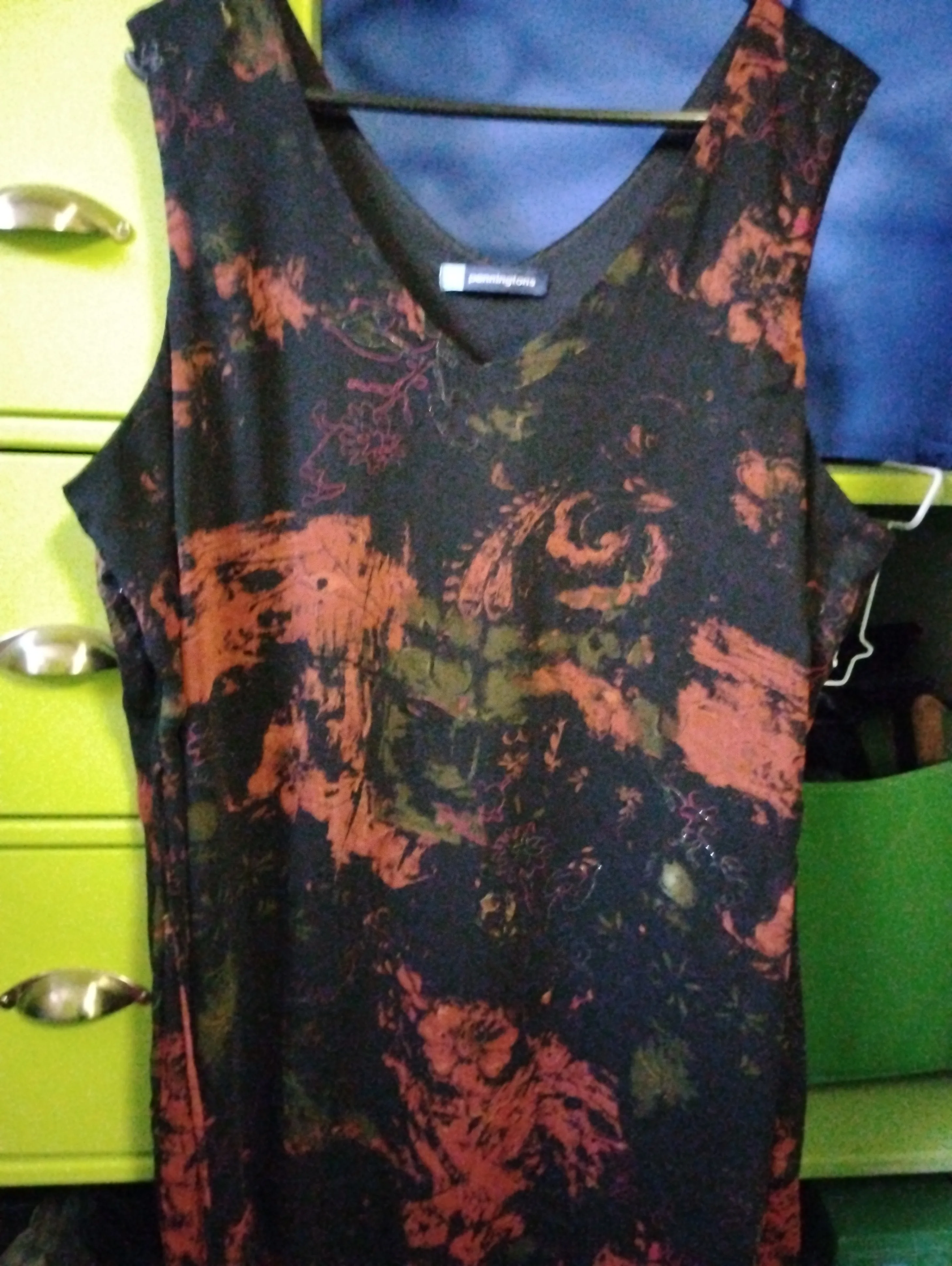 Penningtons Women’s Dress — Size 22P (Like New Condition) thumbnail