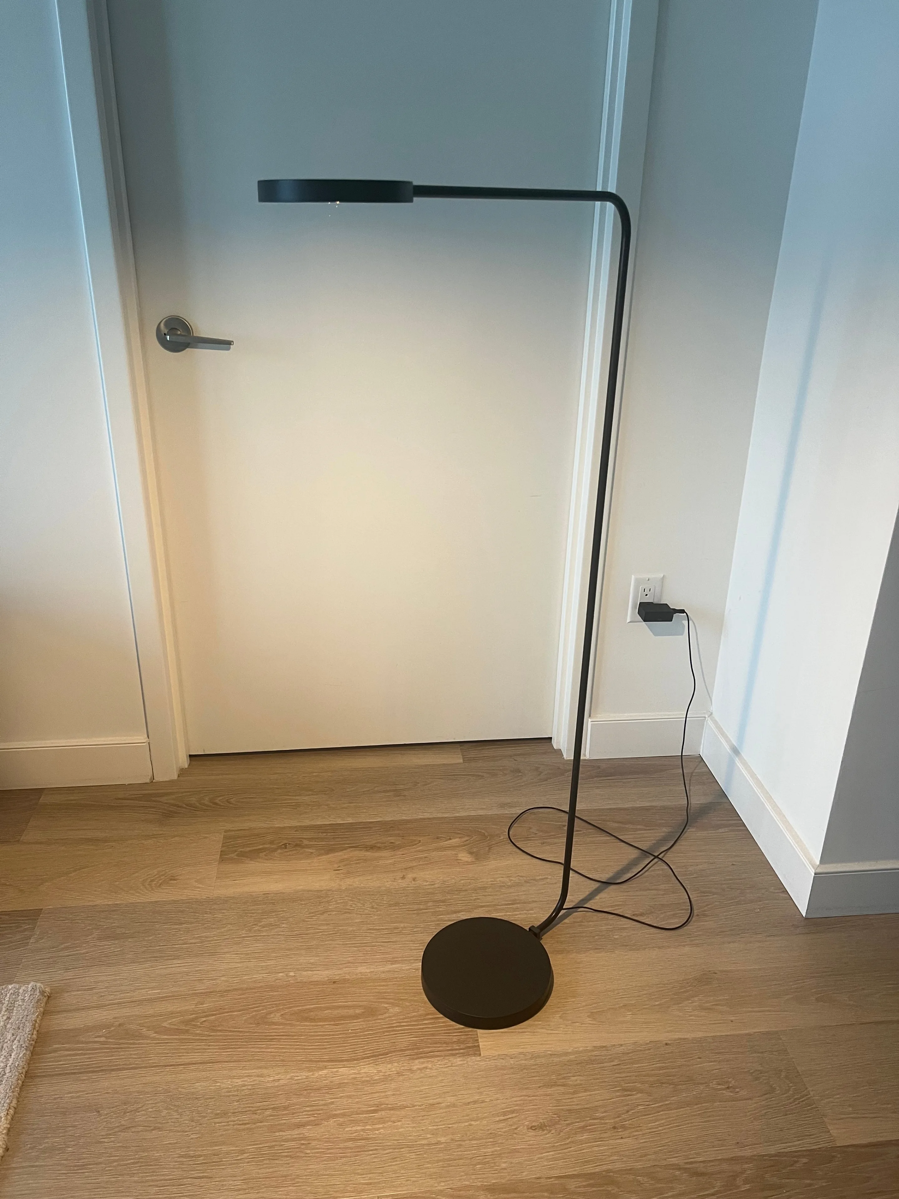 LED Floor Reading Lamp, Dimmable, Black thumbnail