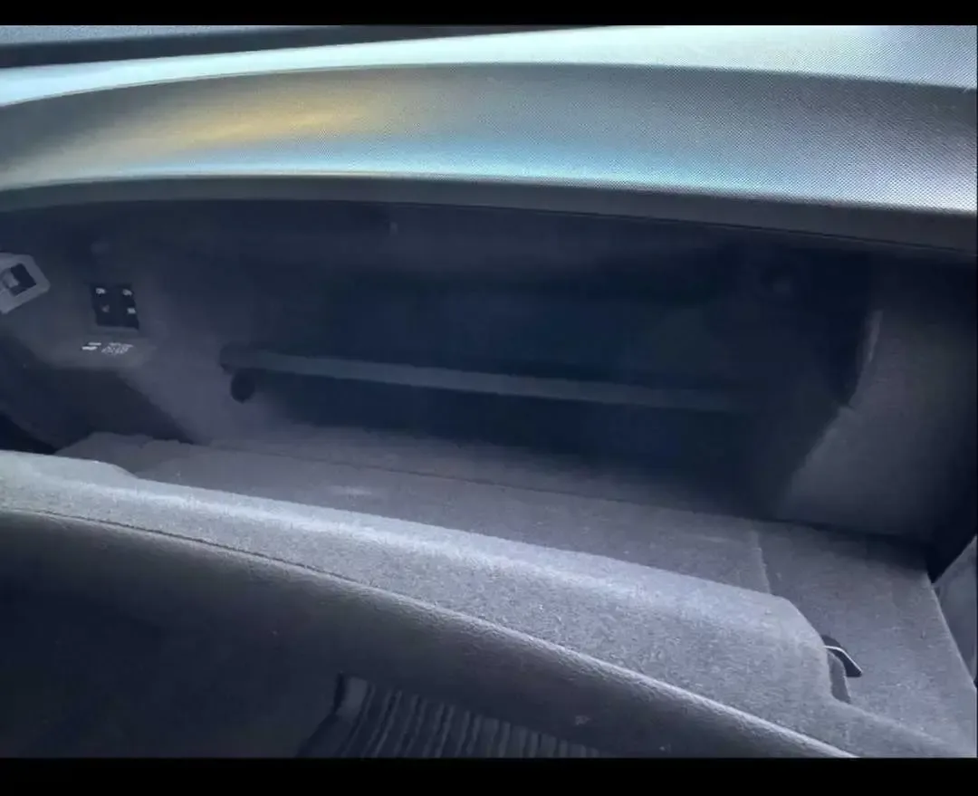 Used Car for sale image indicator(6)