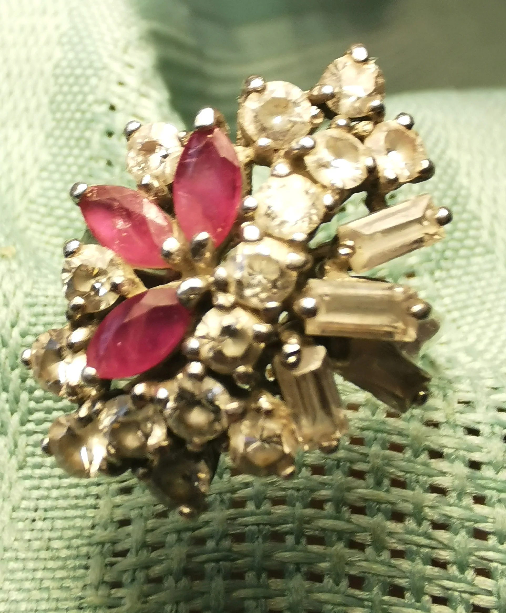 Cocktail Ring Vintage Crafted from 925 sterling silver Starburst