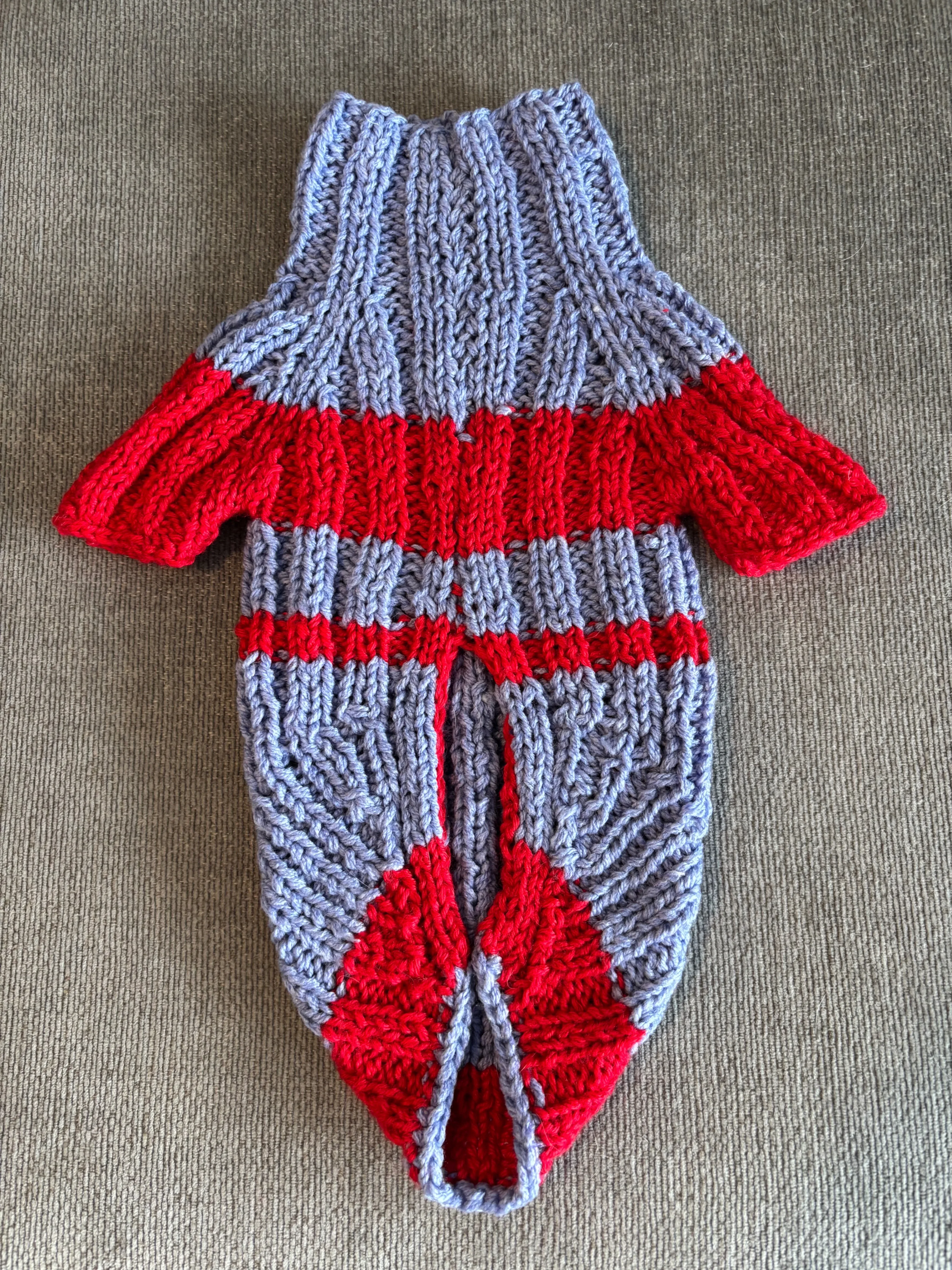 Handmade Knitted Dog Sweater – Size S image indicator(4)