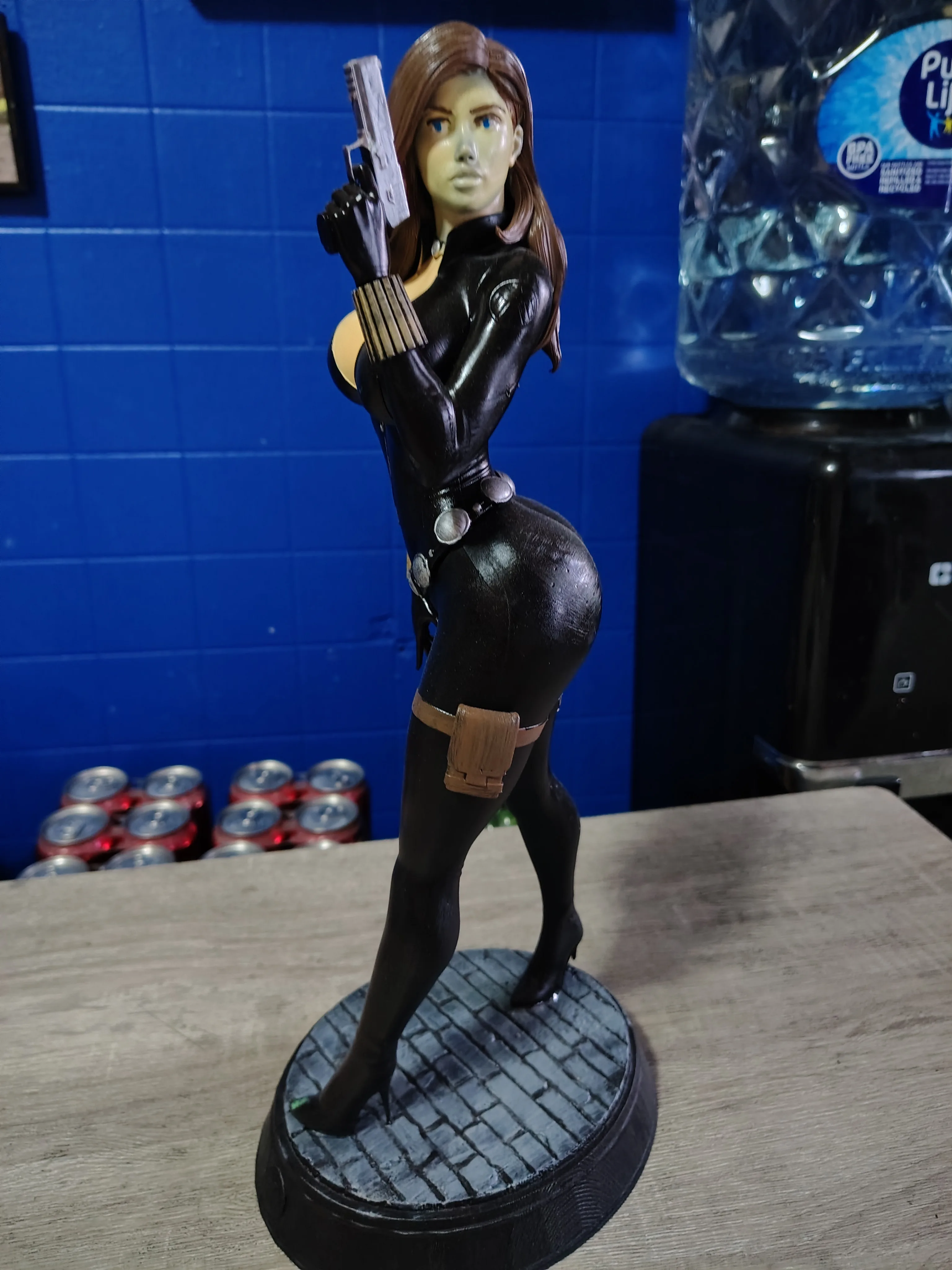 Black Widow Statue Figurine image indicator(2)
