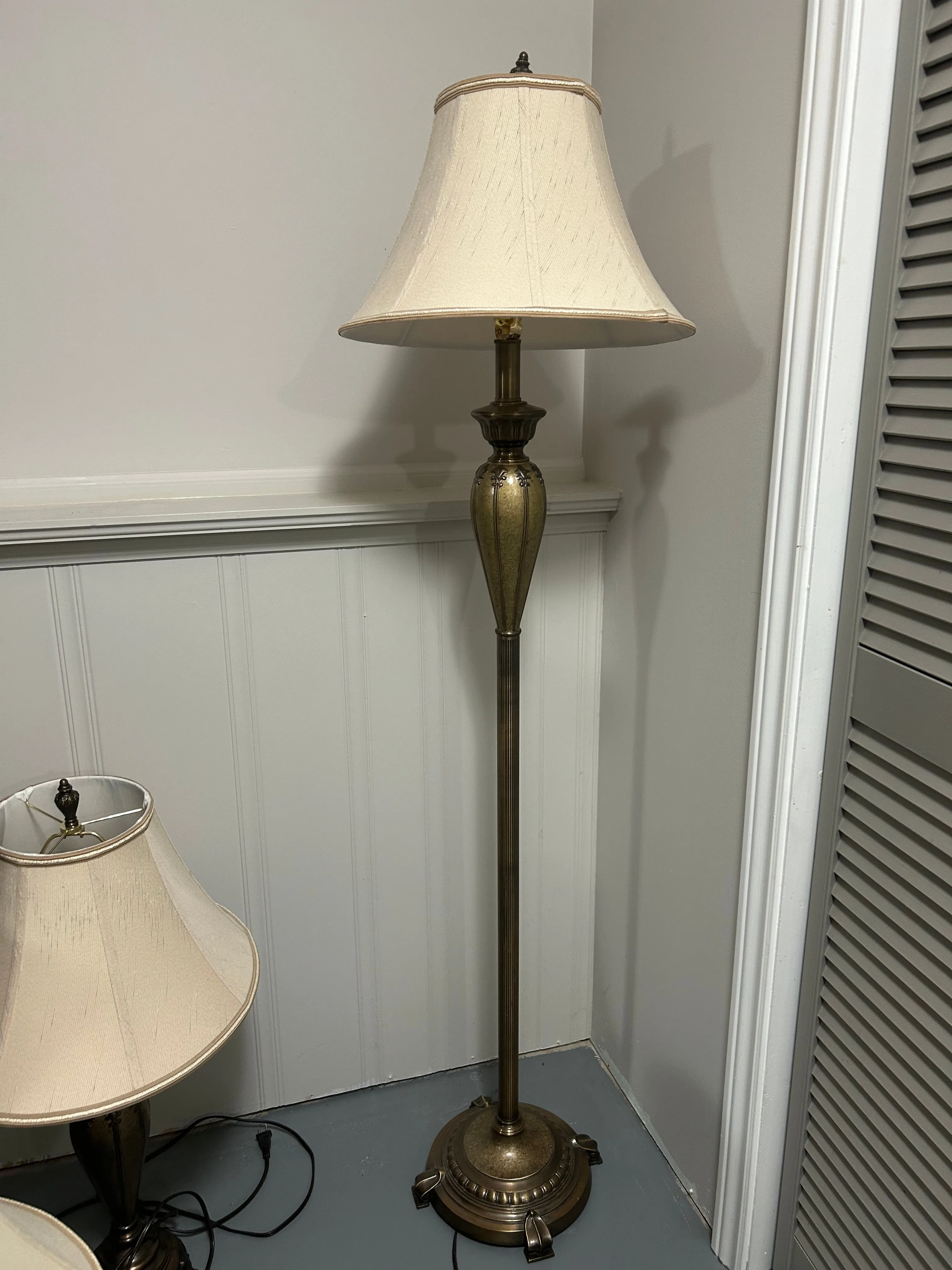 SET: Two beside lamps & Matching floor lamp image indicator(3)