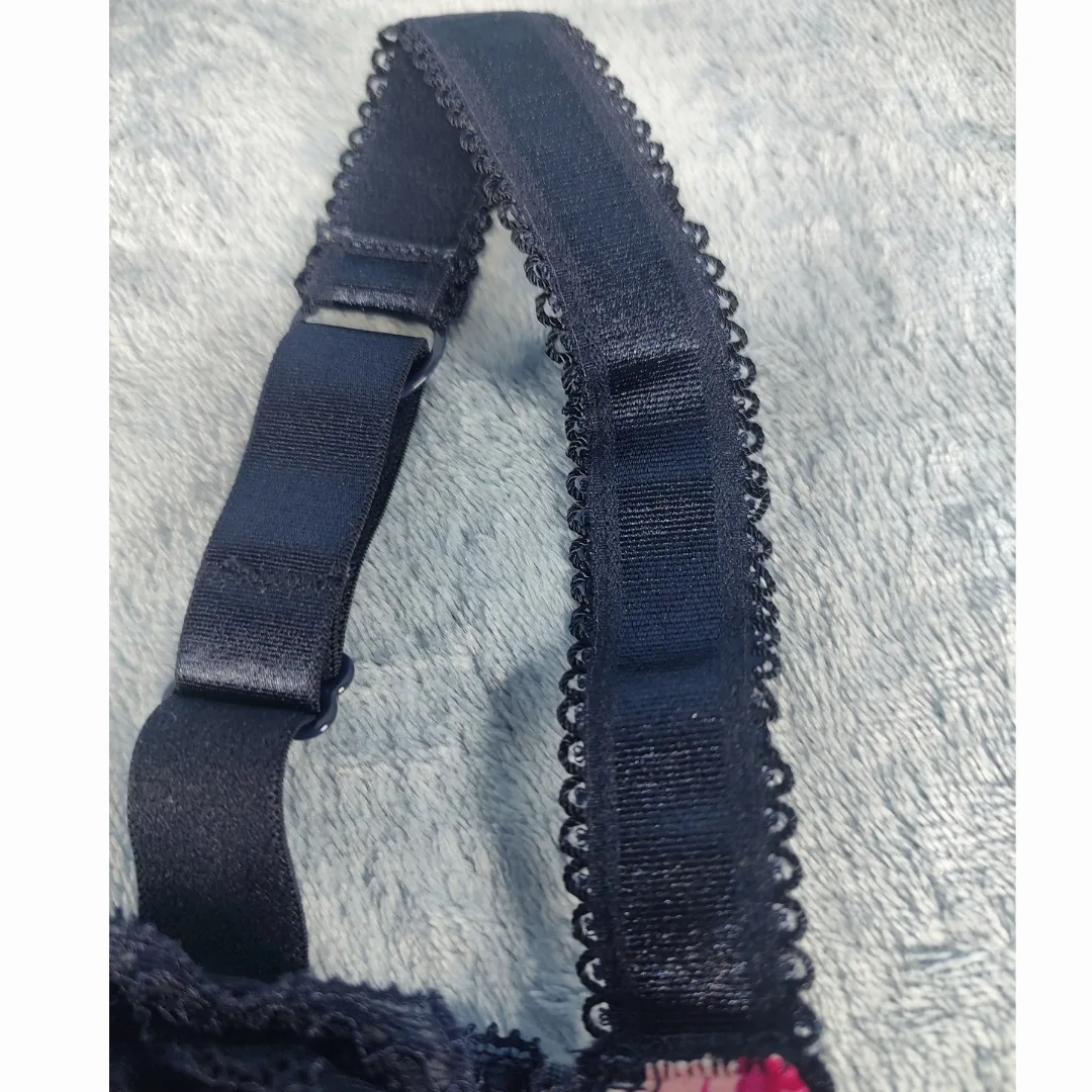 Amoureuse Lace-Trim Underwire 38C Bra image indicator(5)