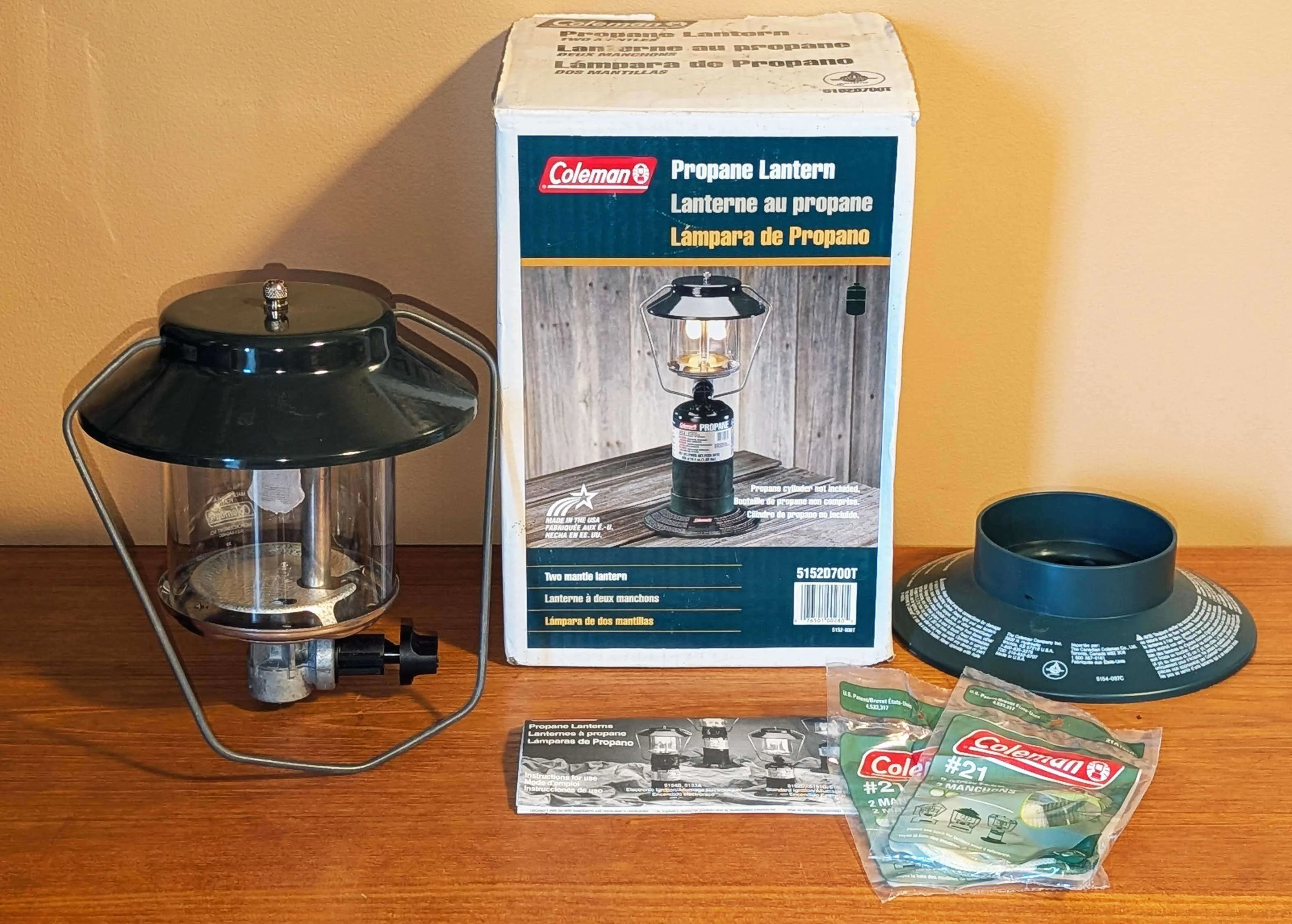 Coleman 5152D700T - Two Mantle Propane Lantern - Complete