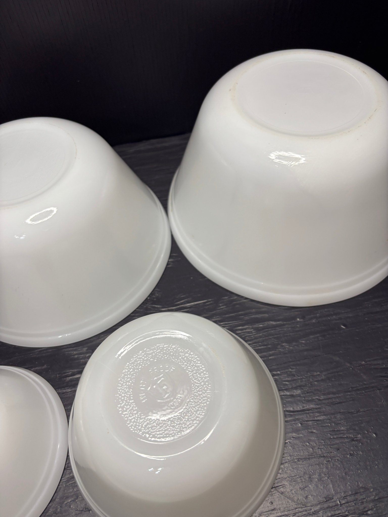 Federal Glass Milk Glass White Mixing Bowl Set - photo 5