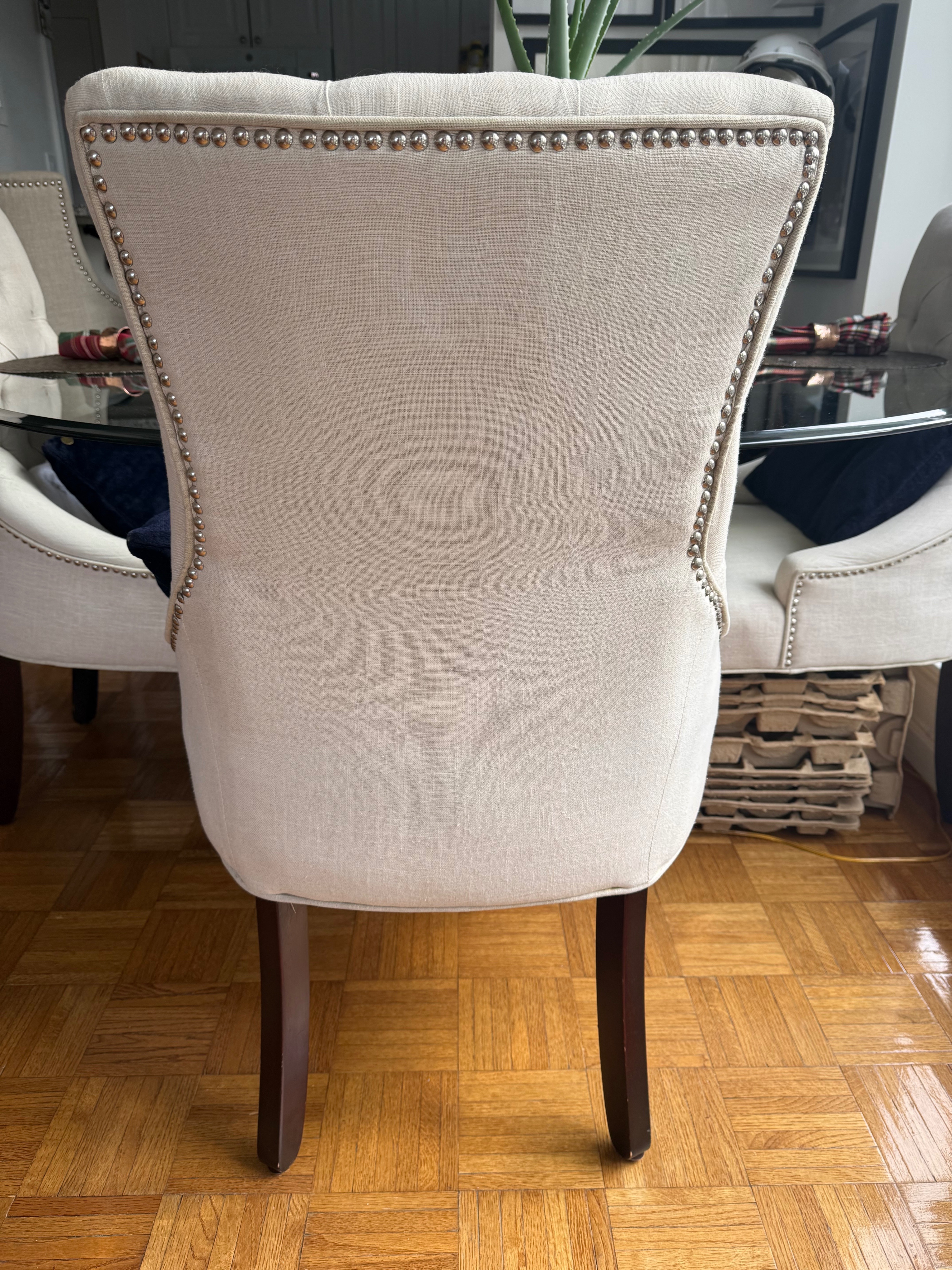 STUNNING Bakerford Upholstered Dining Chairs Tufted set of 4 - photo 2