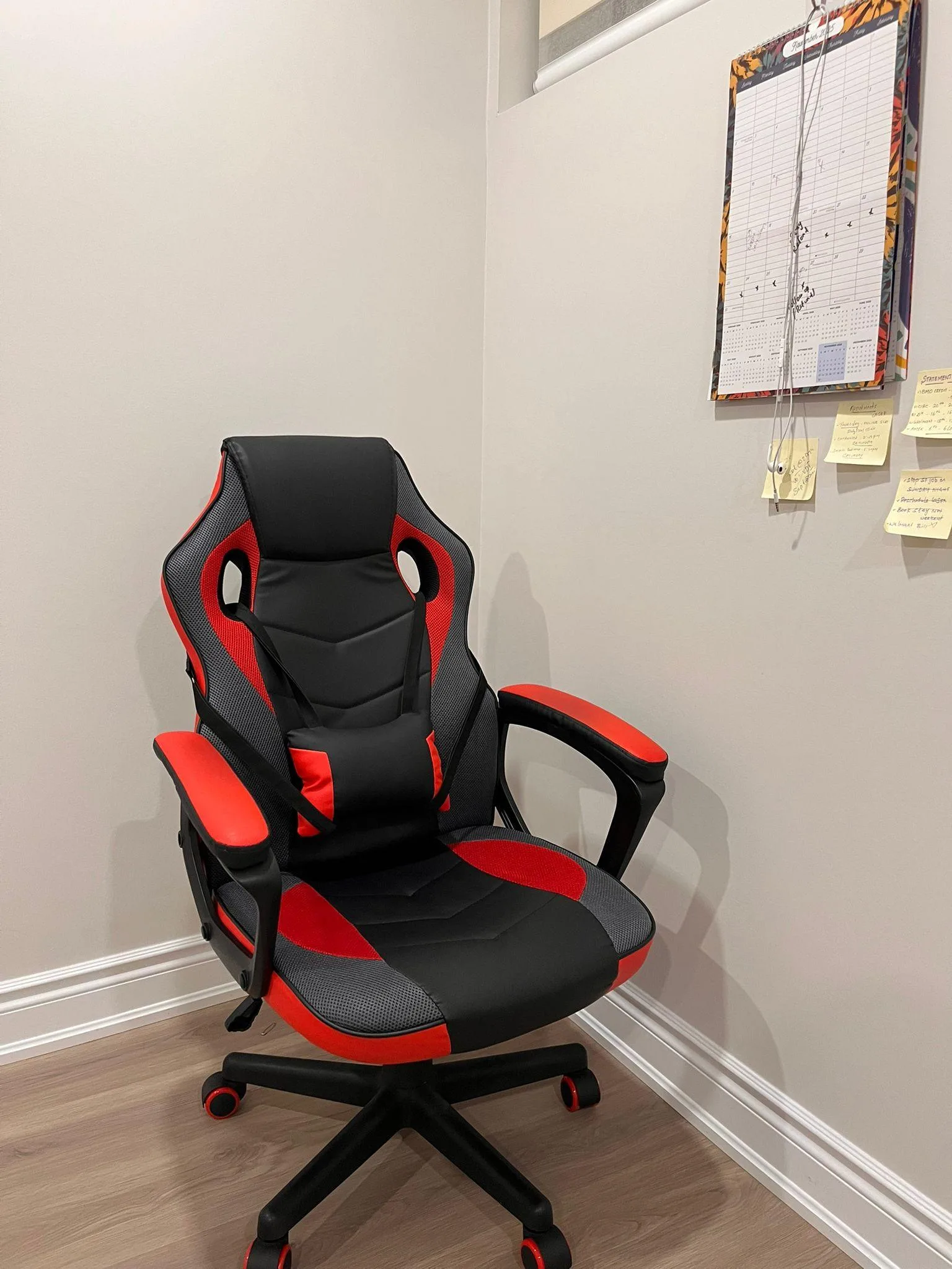 Gaming / Office Chair – Excellent Condition