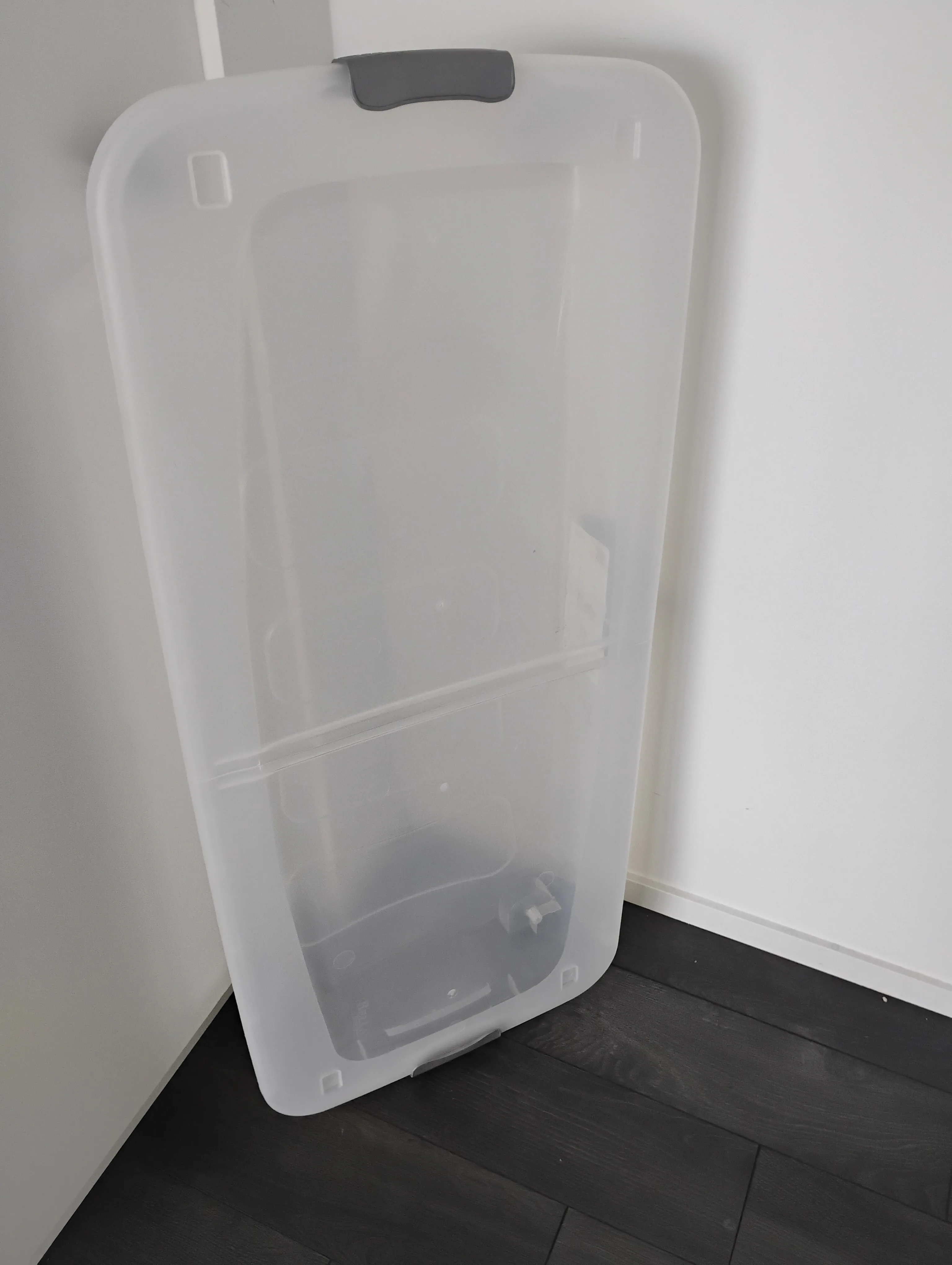 Under-the-Bed Wheeled Storage Container