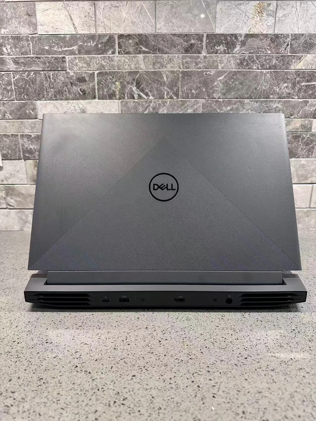 Dell G15 Gaming Laptop - 90% Battery Health - Like New image indicator(3)
