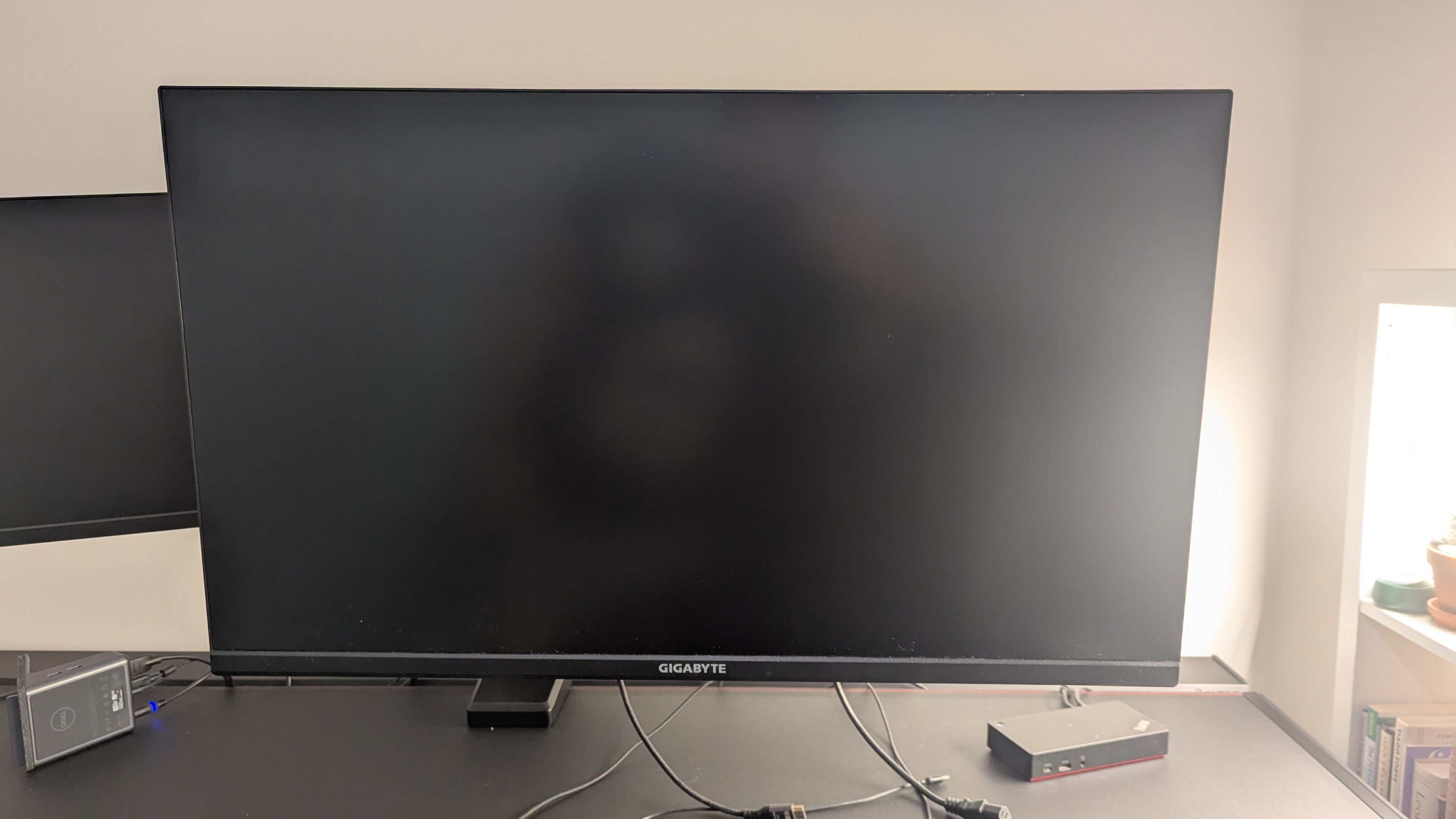 Gigabyte M32U 32” 4K Gaming Monitor - photo 3